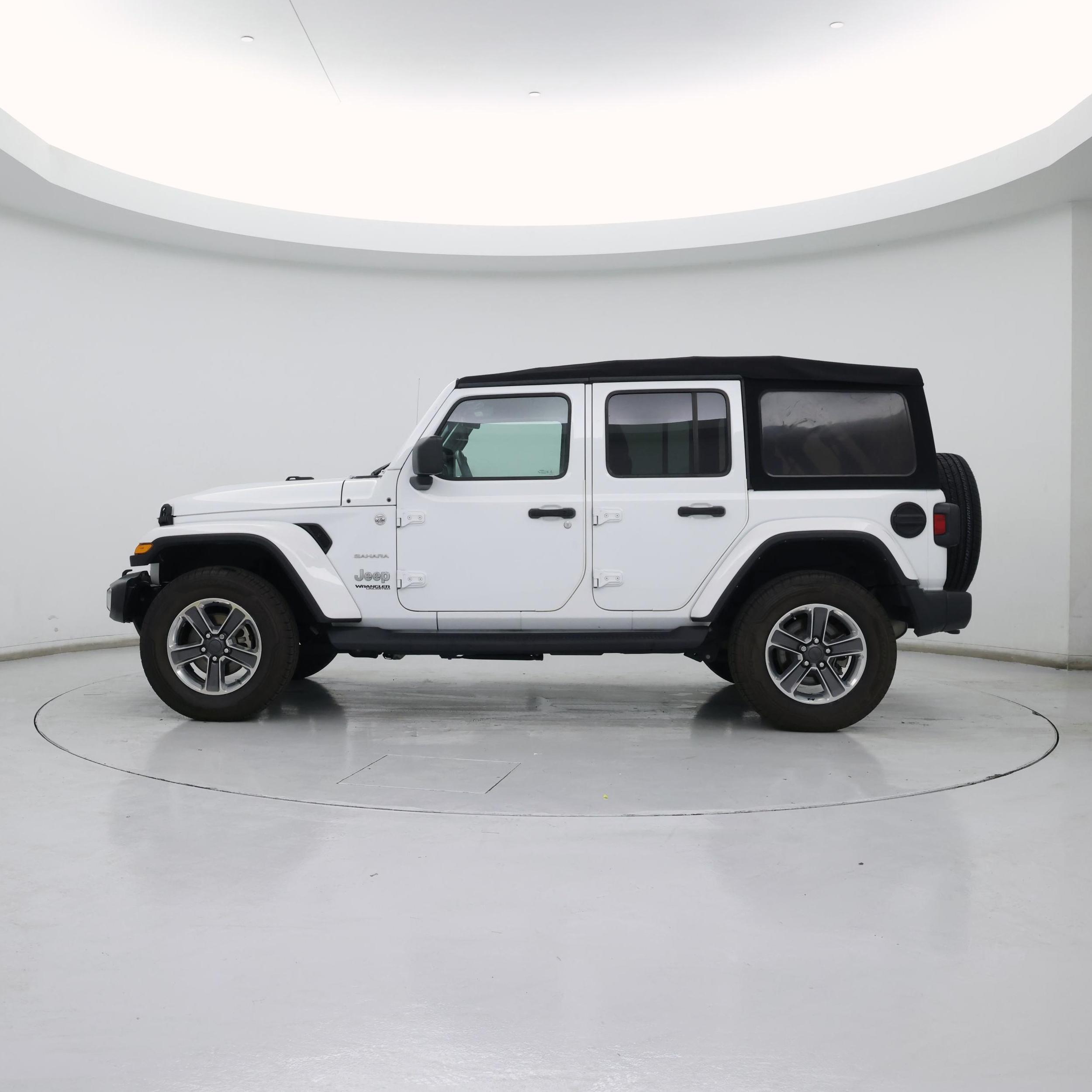 Thumbnail: 2021 Jeep Wrangler - 3