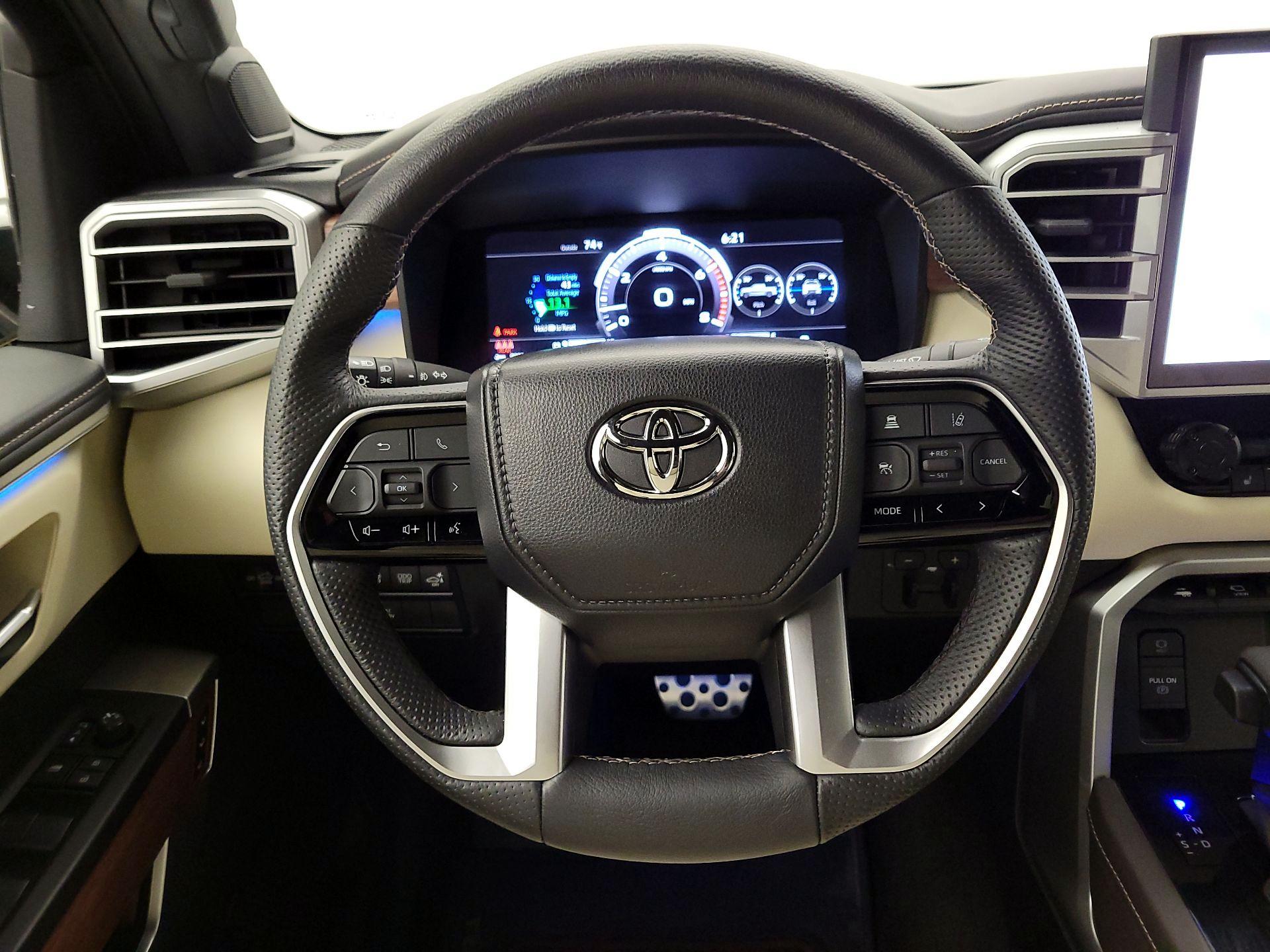 Thumbnail: 2023 Toyota Tundra - 10