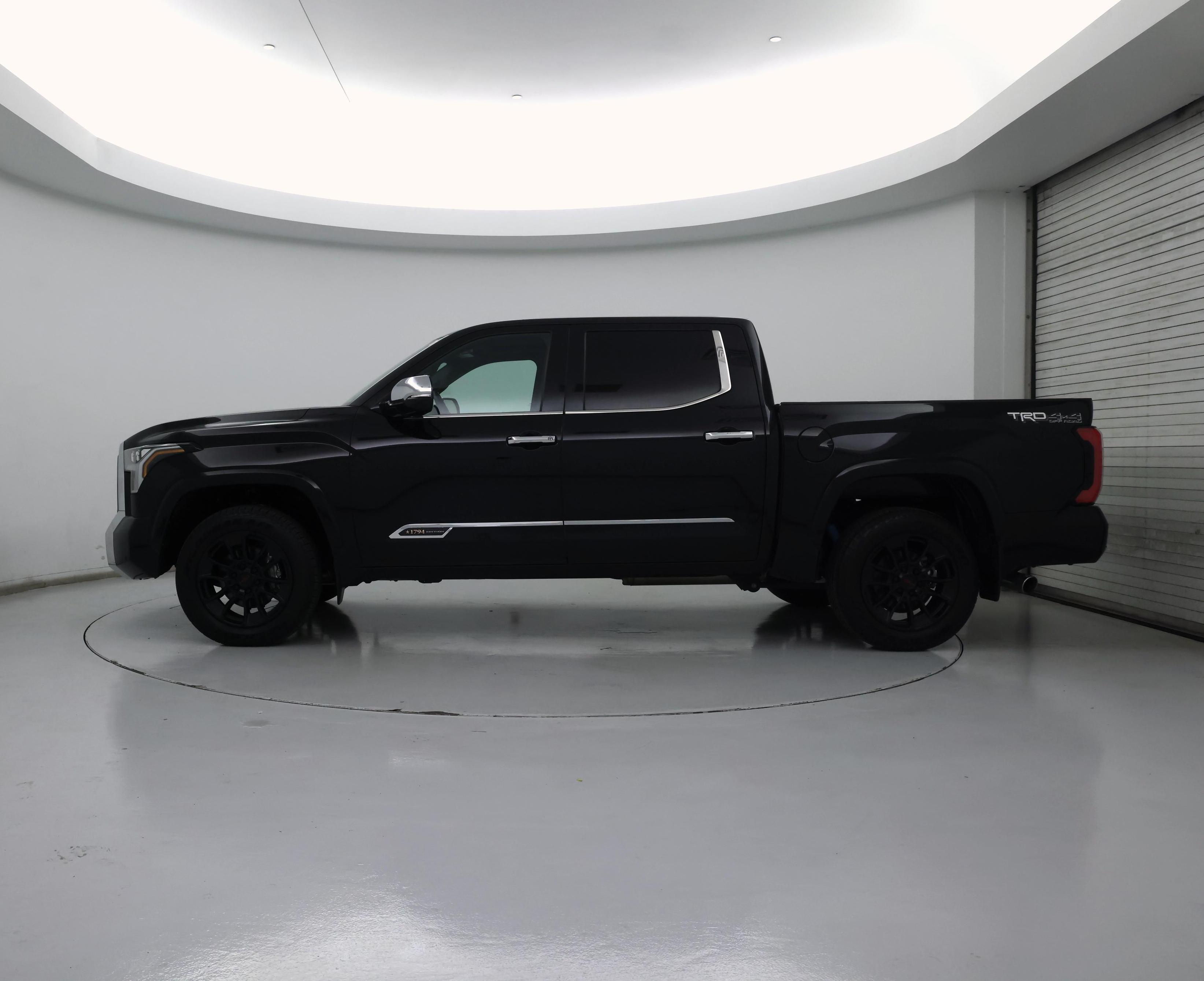 Thumbnail: 2023 Toyota Tundra - 3