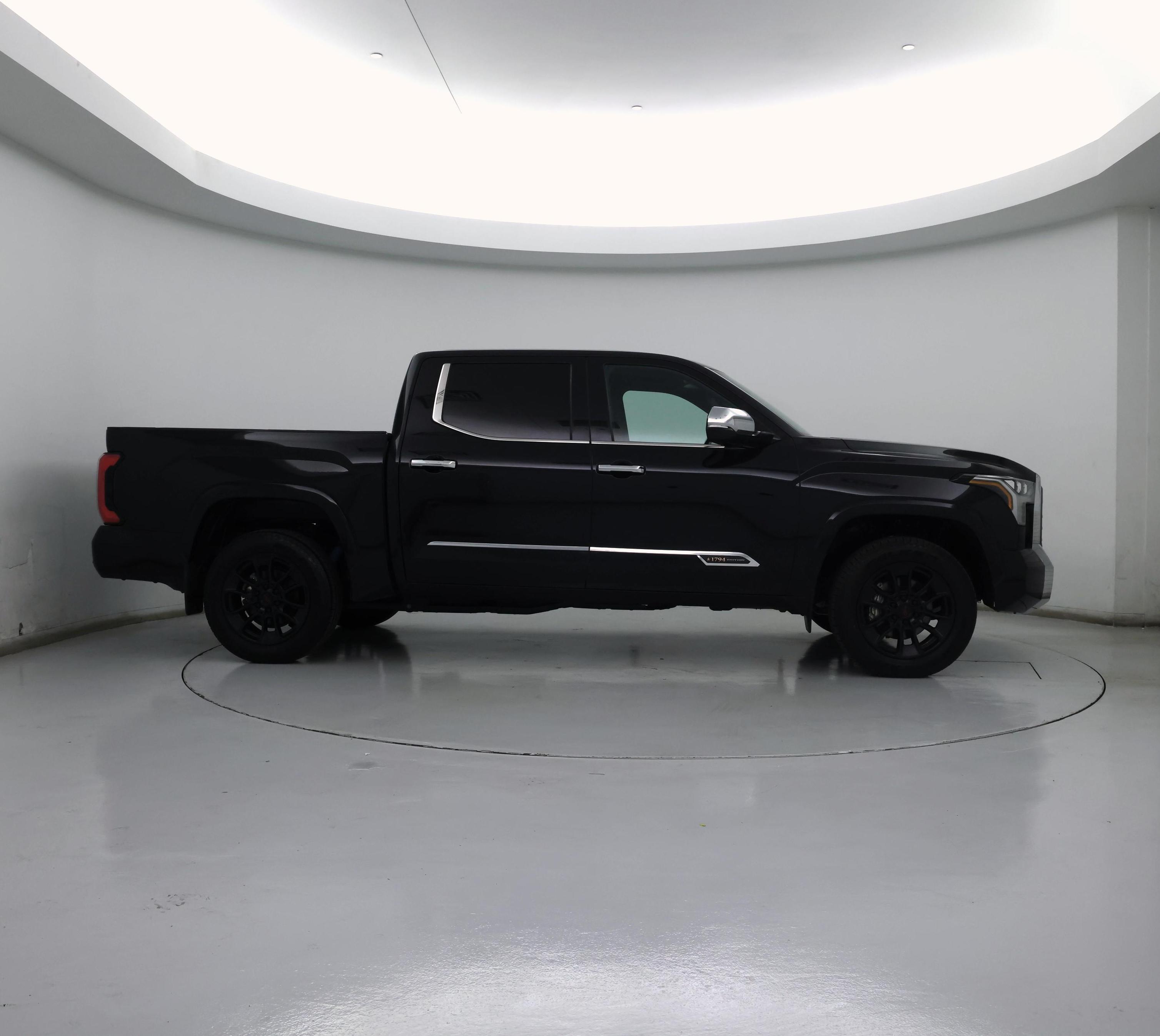 Thumbnail: 2023 Toyota Tundra - 7