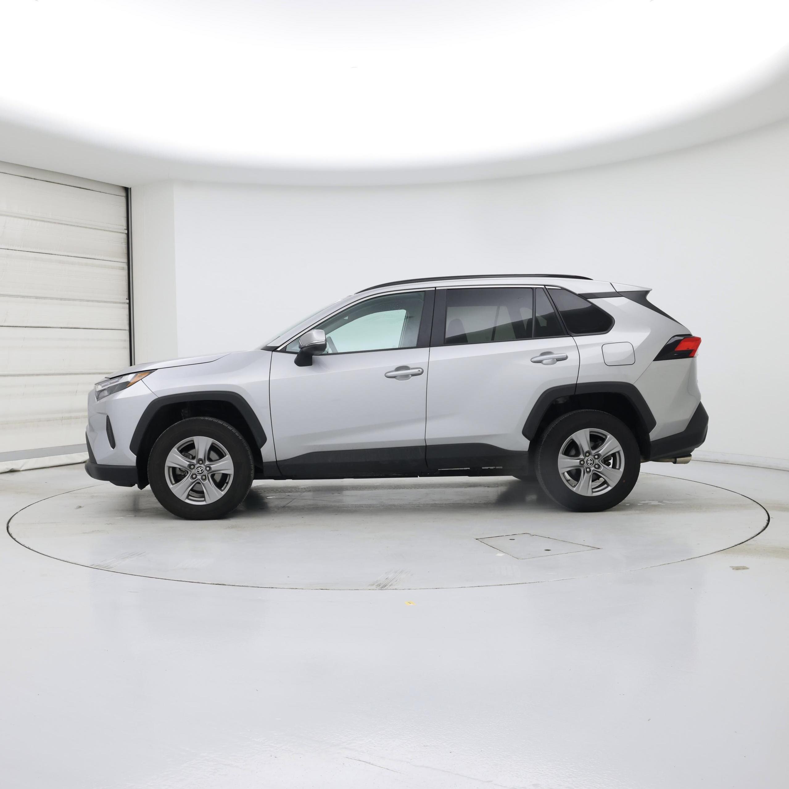 Thumbnail: 2024 Toyota RAV4 - 3