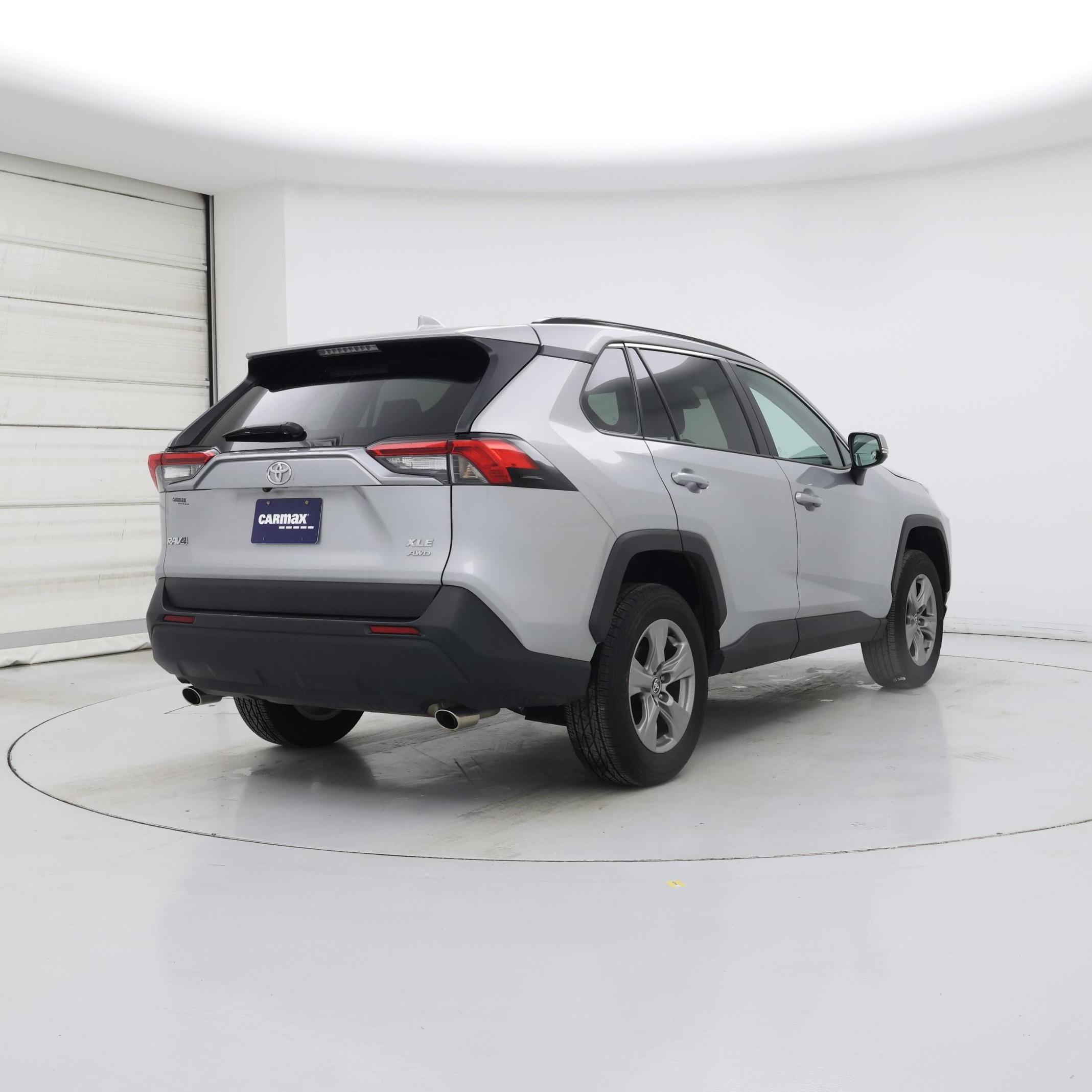 Thumbnail: 2024 Toyota RAV4 - 8