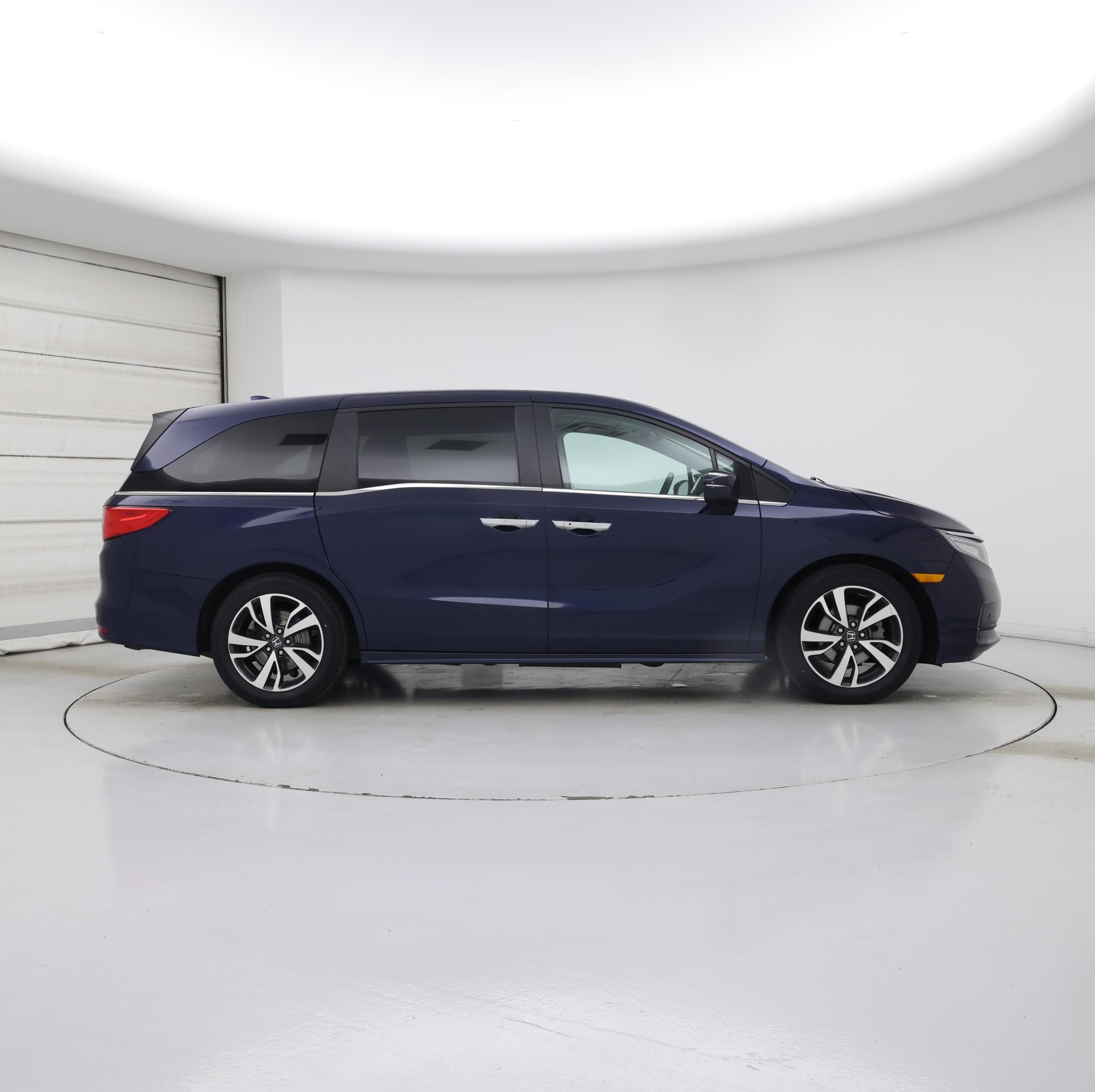 Thumbnail: 2023 Honda Odyssey - 7