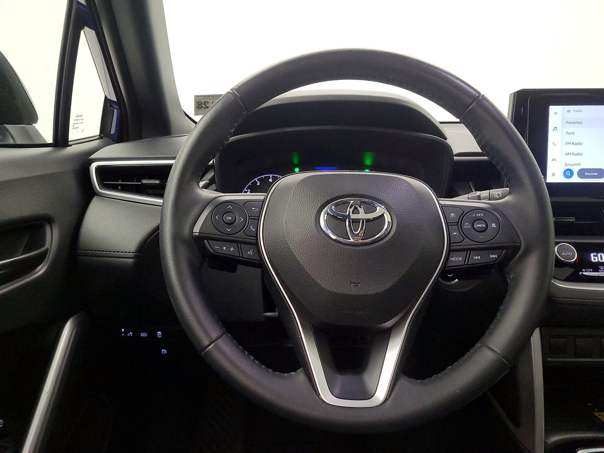 Thumbnail: 2023 Toyota Corolla Cross - 10