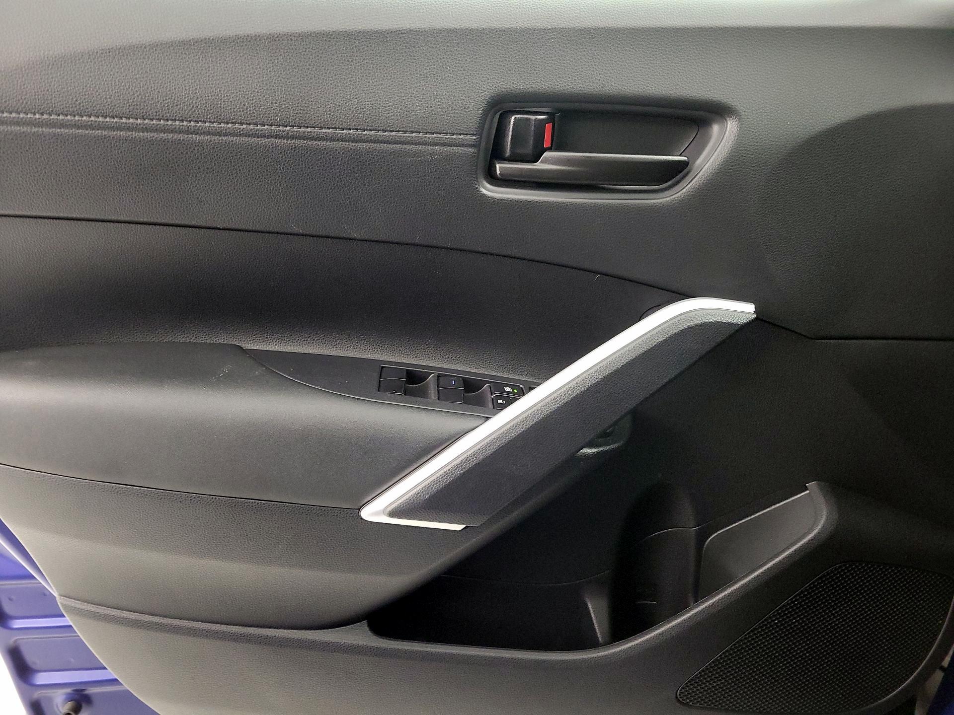 Thumbnail: 2023 Toyota Corolla Cross - 12