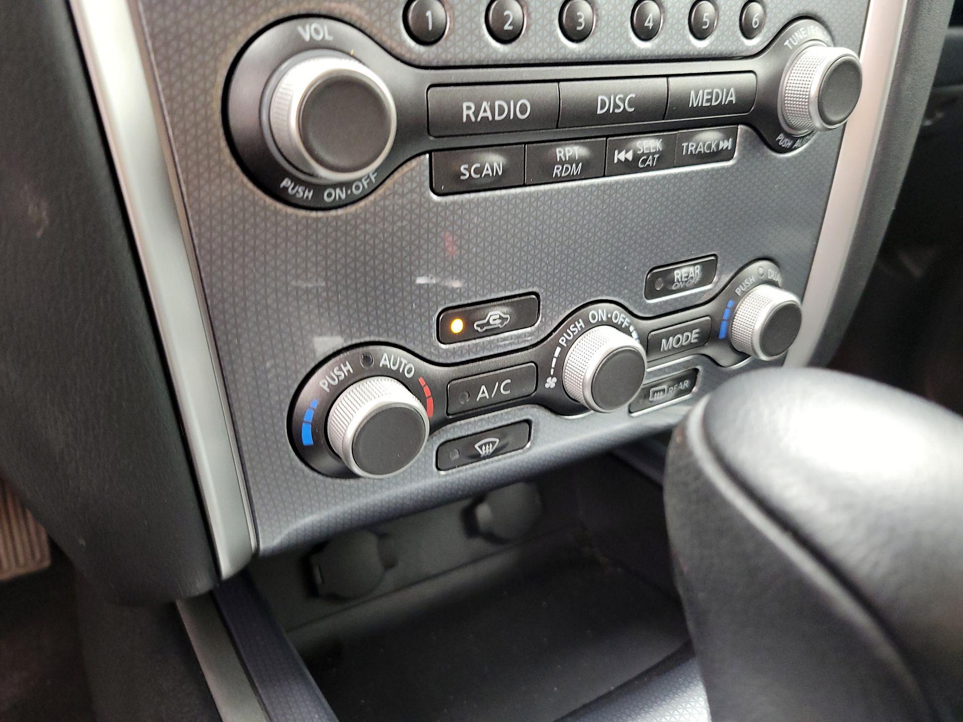 Thumbnail: 2017 Nissan Pathfinder - 17