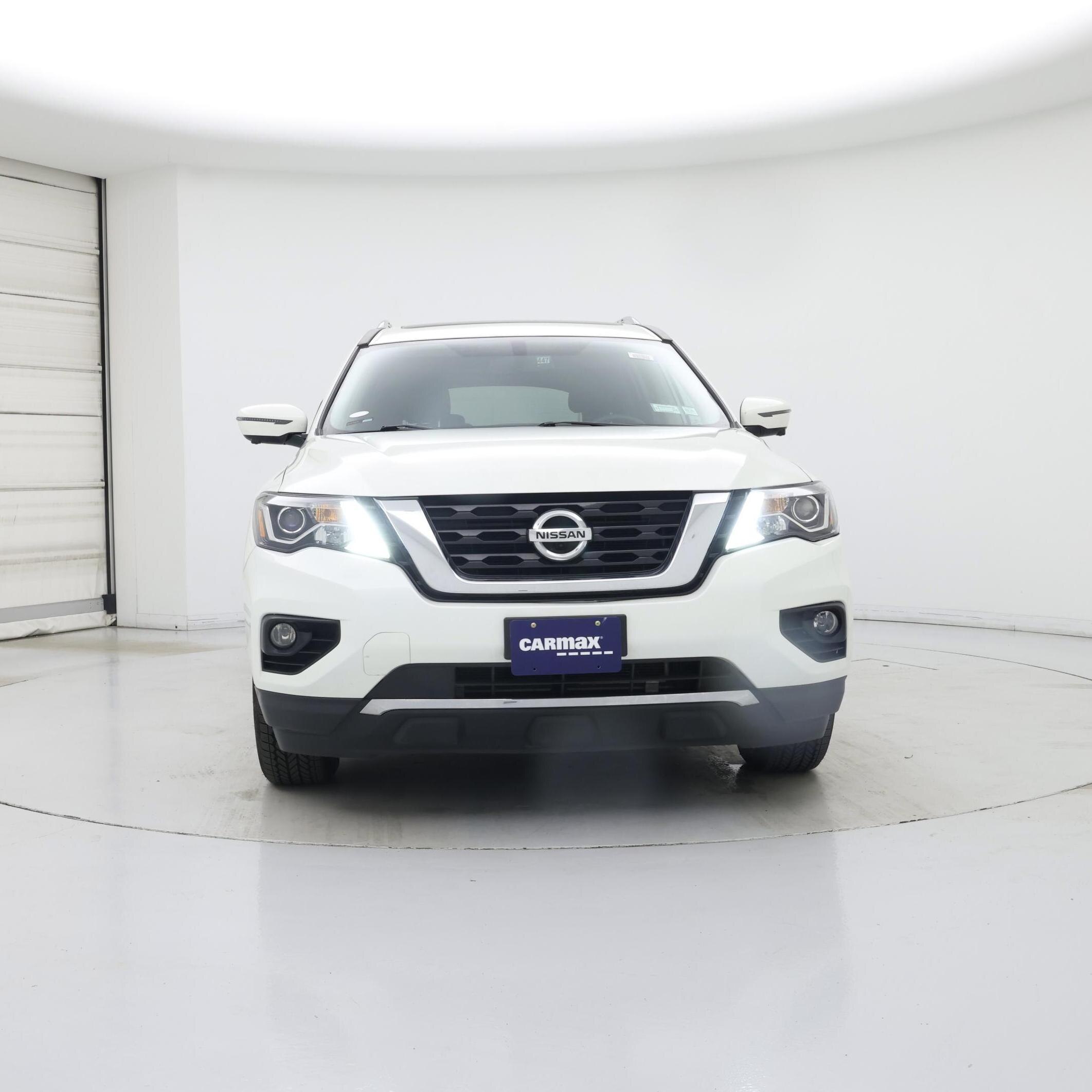 Thumbnail: 2017 Nissan Pathfinder - 5