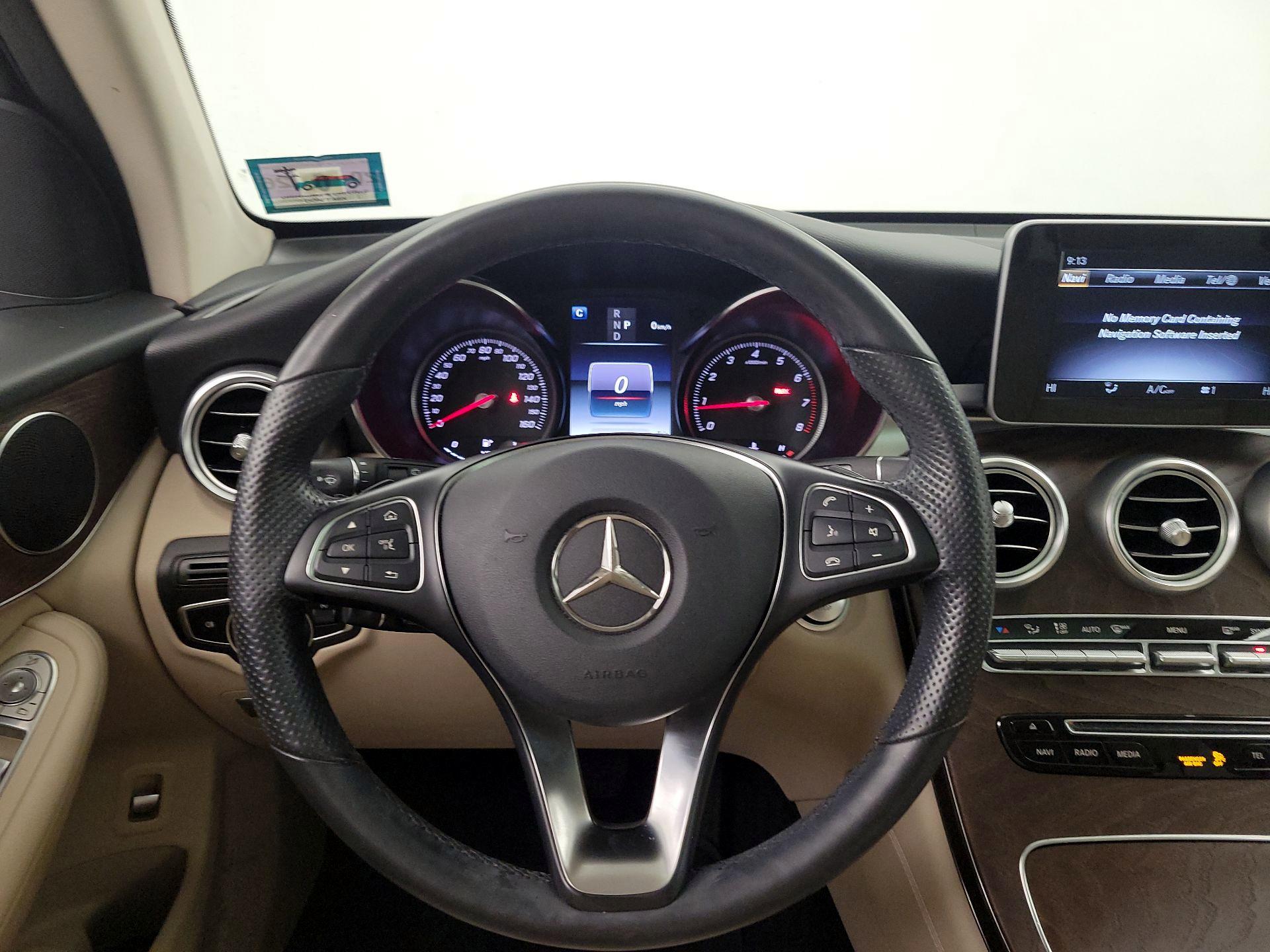 Thumbnail: 2019 Mercedes-Benz GLC - 10