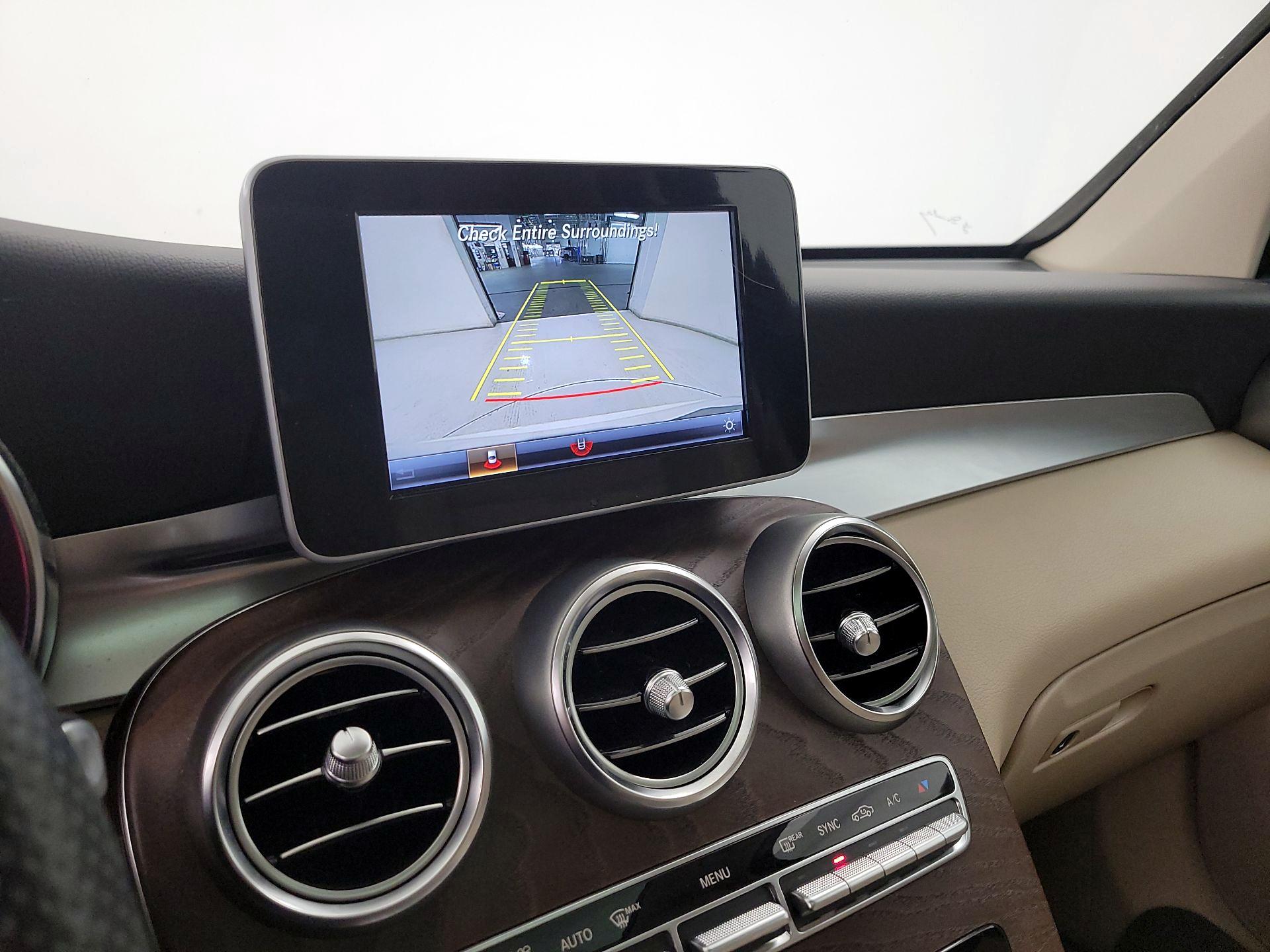 Thumbnail: 2019 Mercedes-Benz GLC - 15