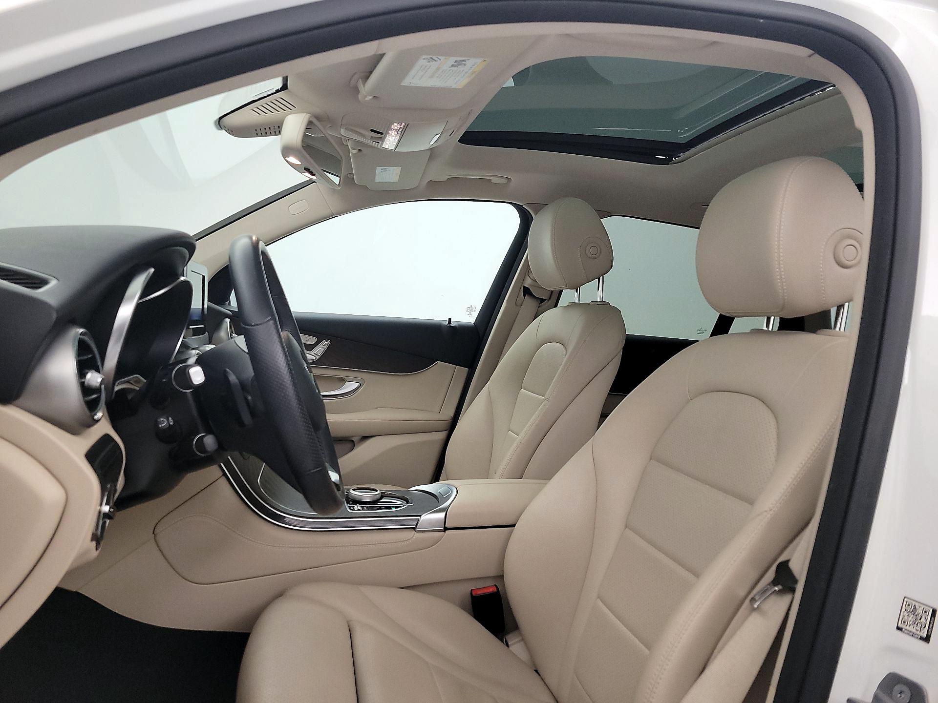 Thumbnail: 2019 Mercedes-Benz GLC - 20
