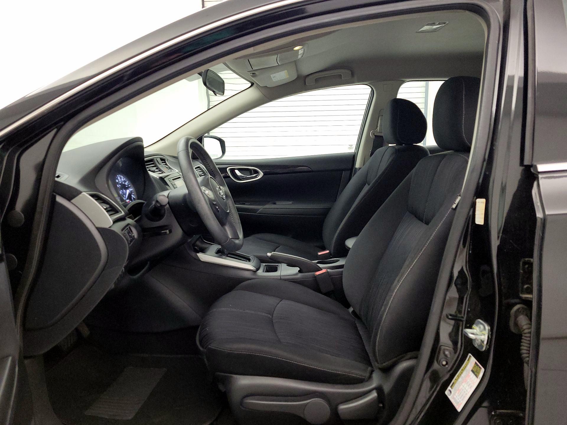 Thumbnail: 2018 Nissan Sentra - 11