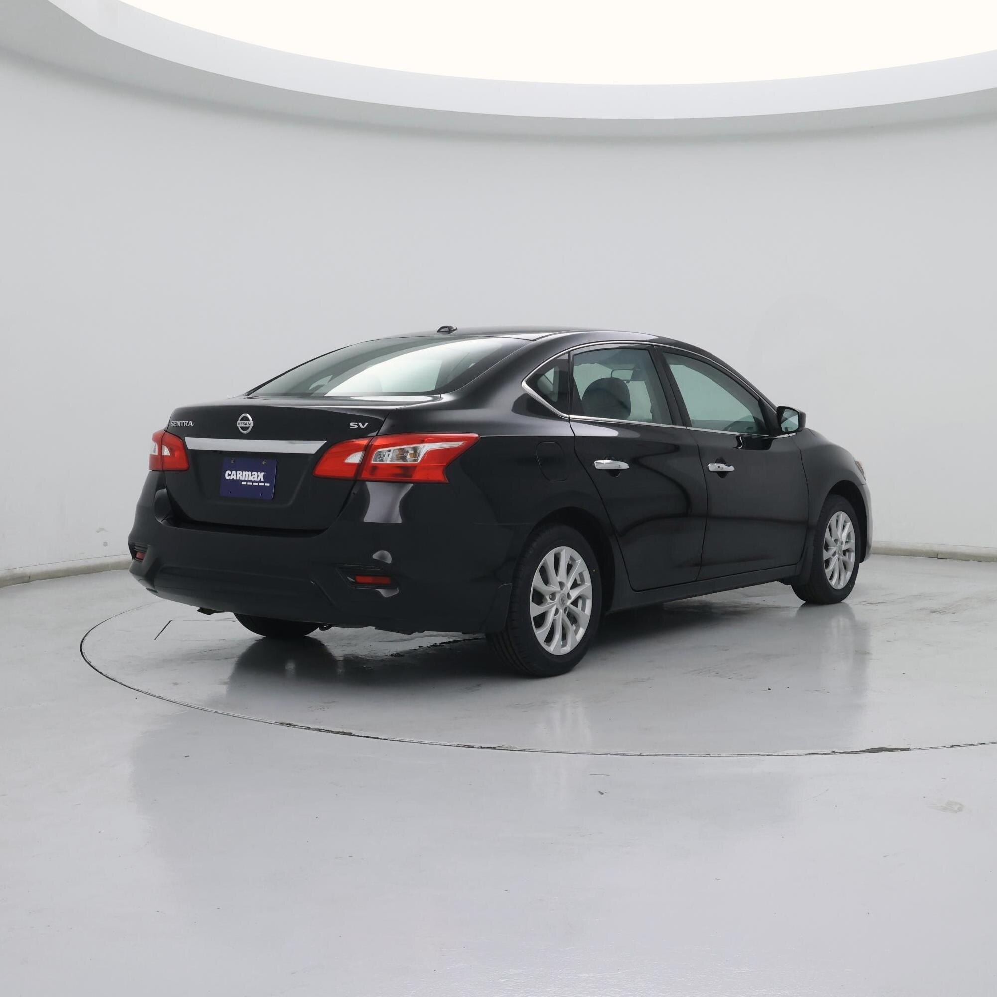 Thumbnail: 2018 Nissan Sentra - 8