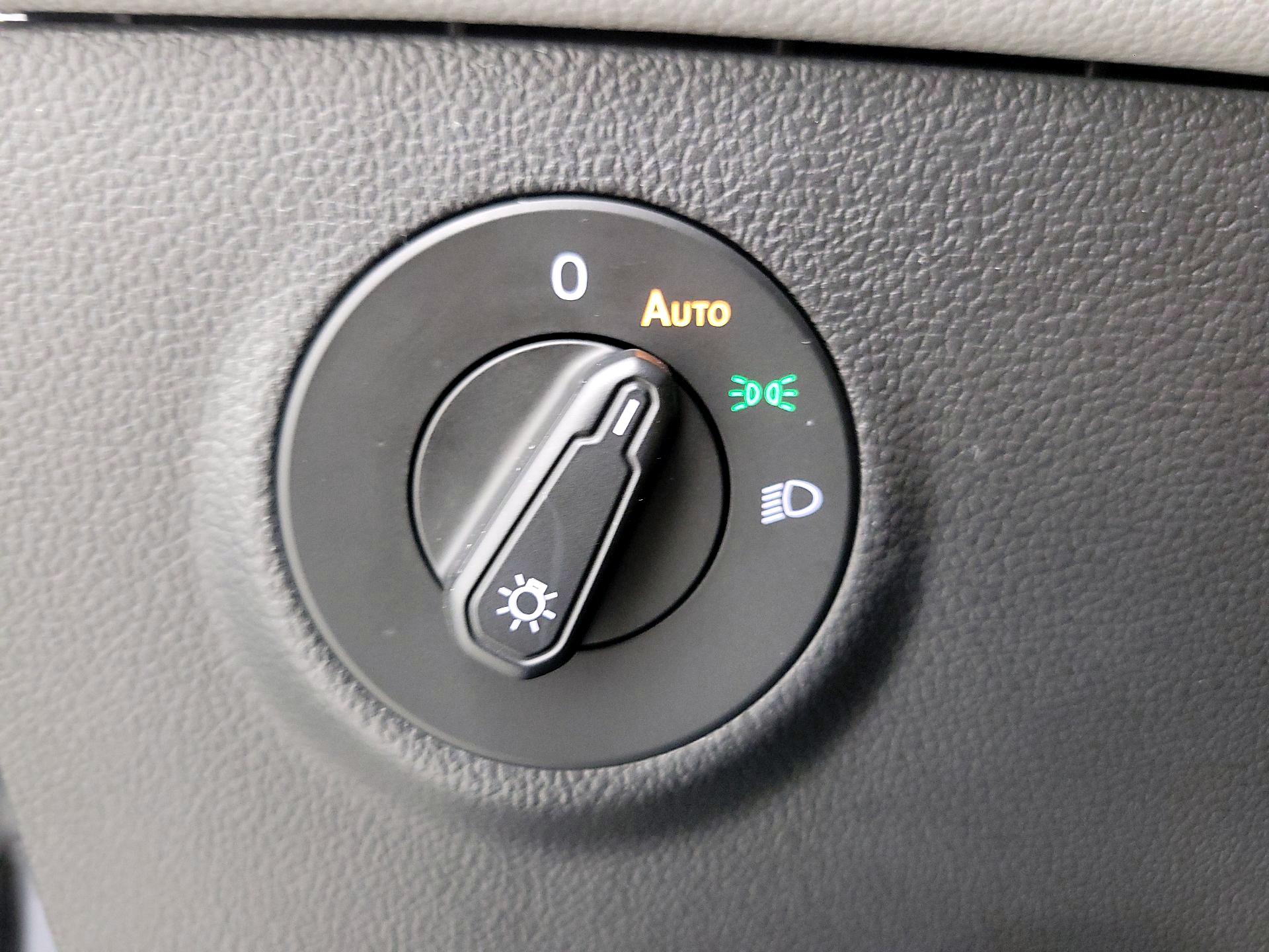 Thumbnail: 2023 Volkswagen Taos - 13