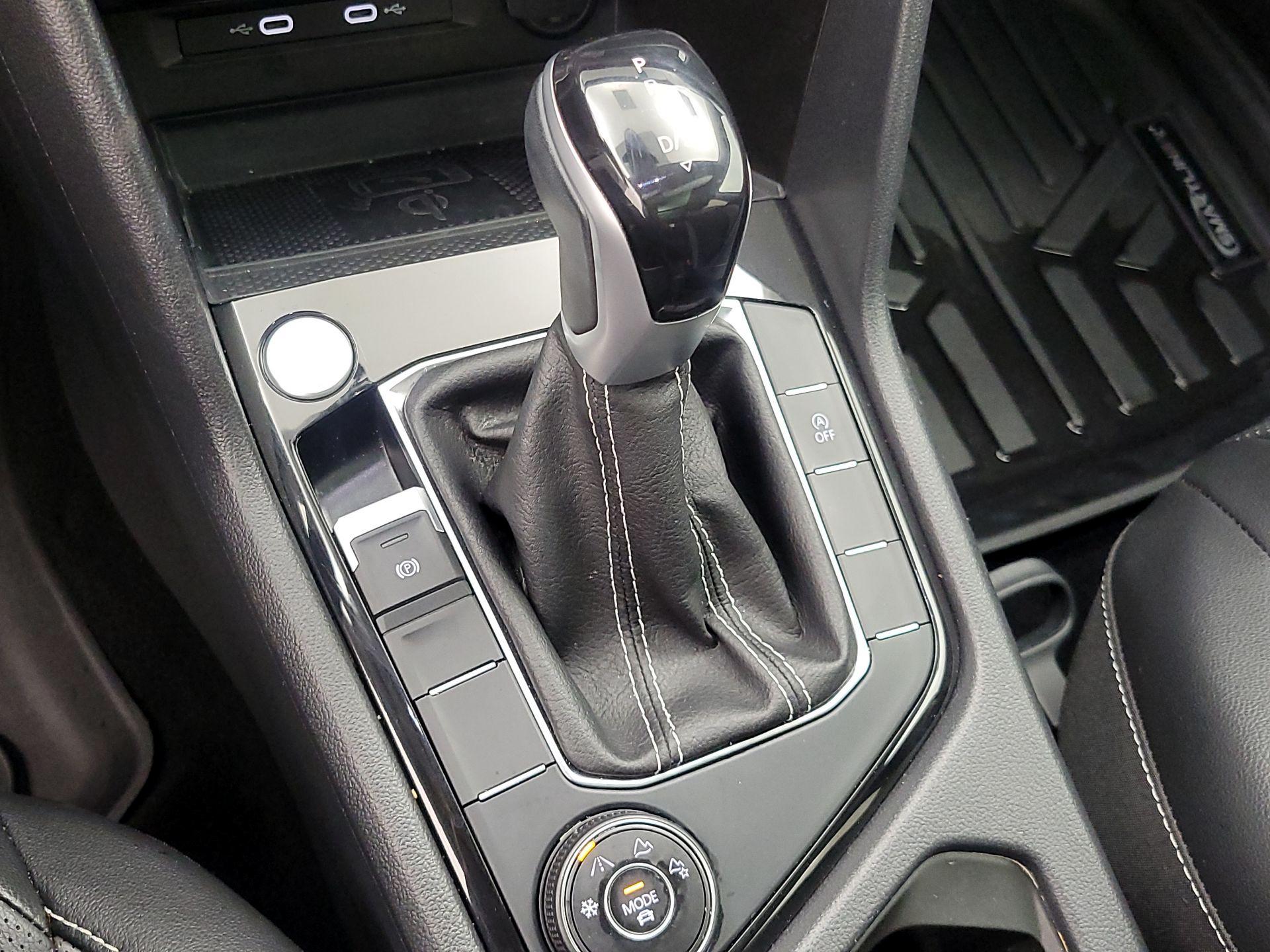 Thumbnail: 2023 Volkswagen Taos - 18