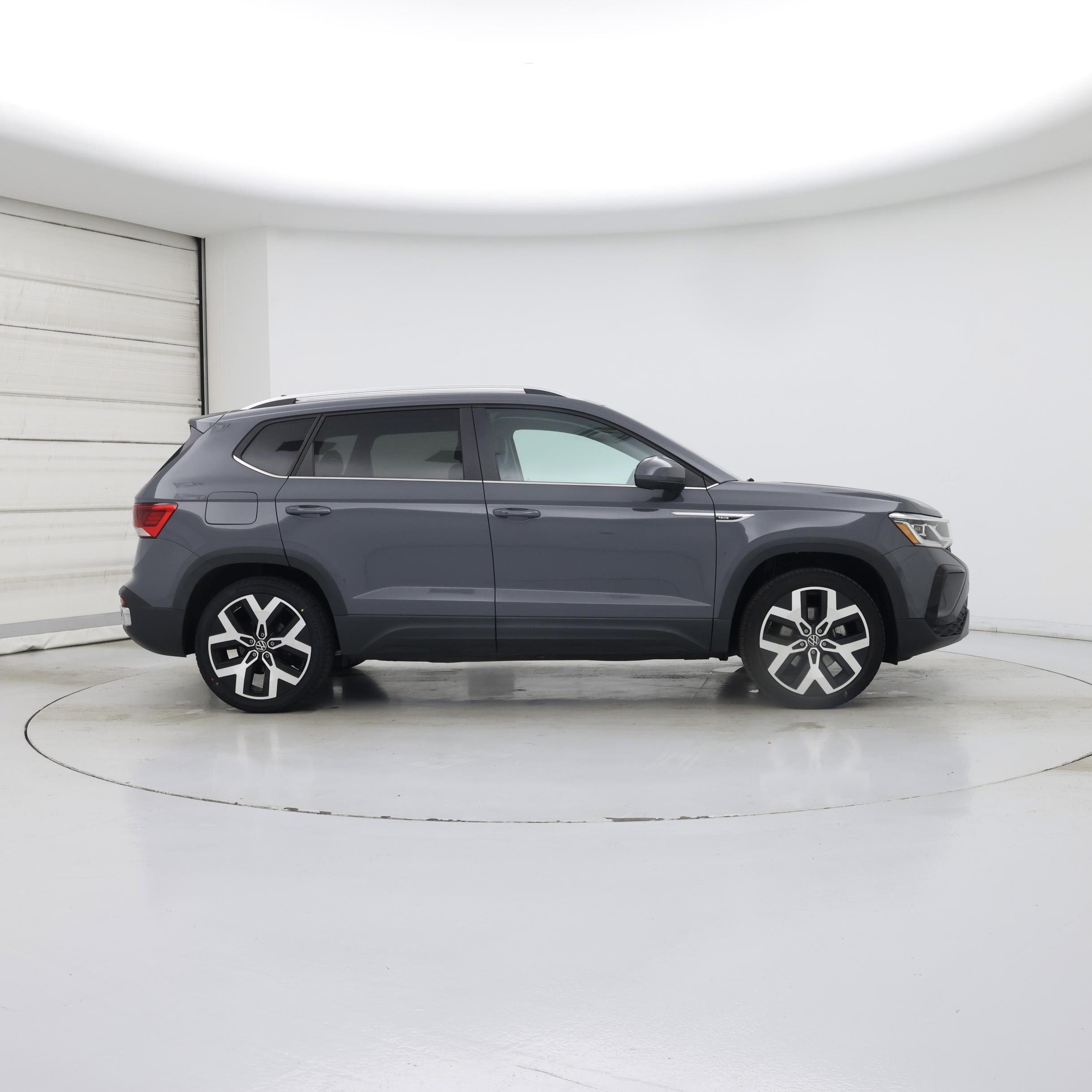 Thumbnail: 2023 Volkswagen Taos - 7