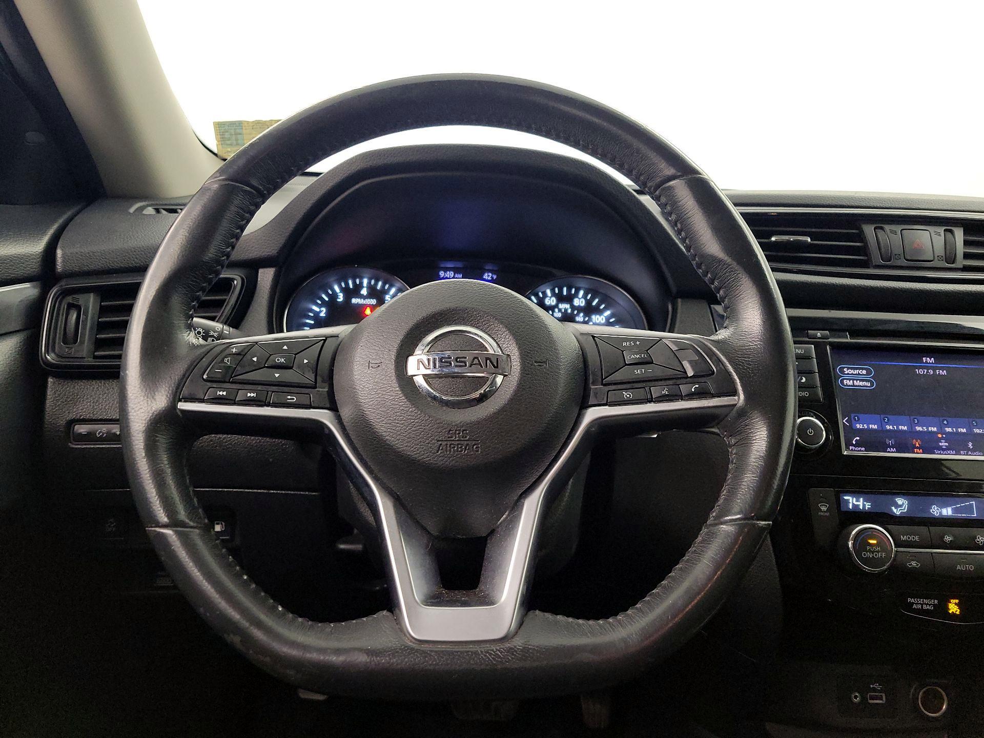 Thumbnail: 2018 Nissan Rogue - 10
