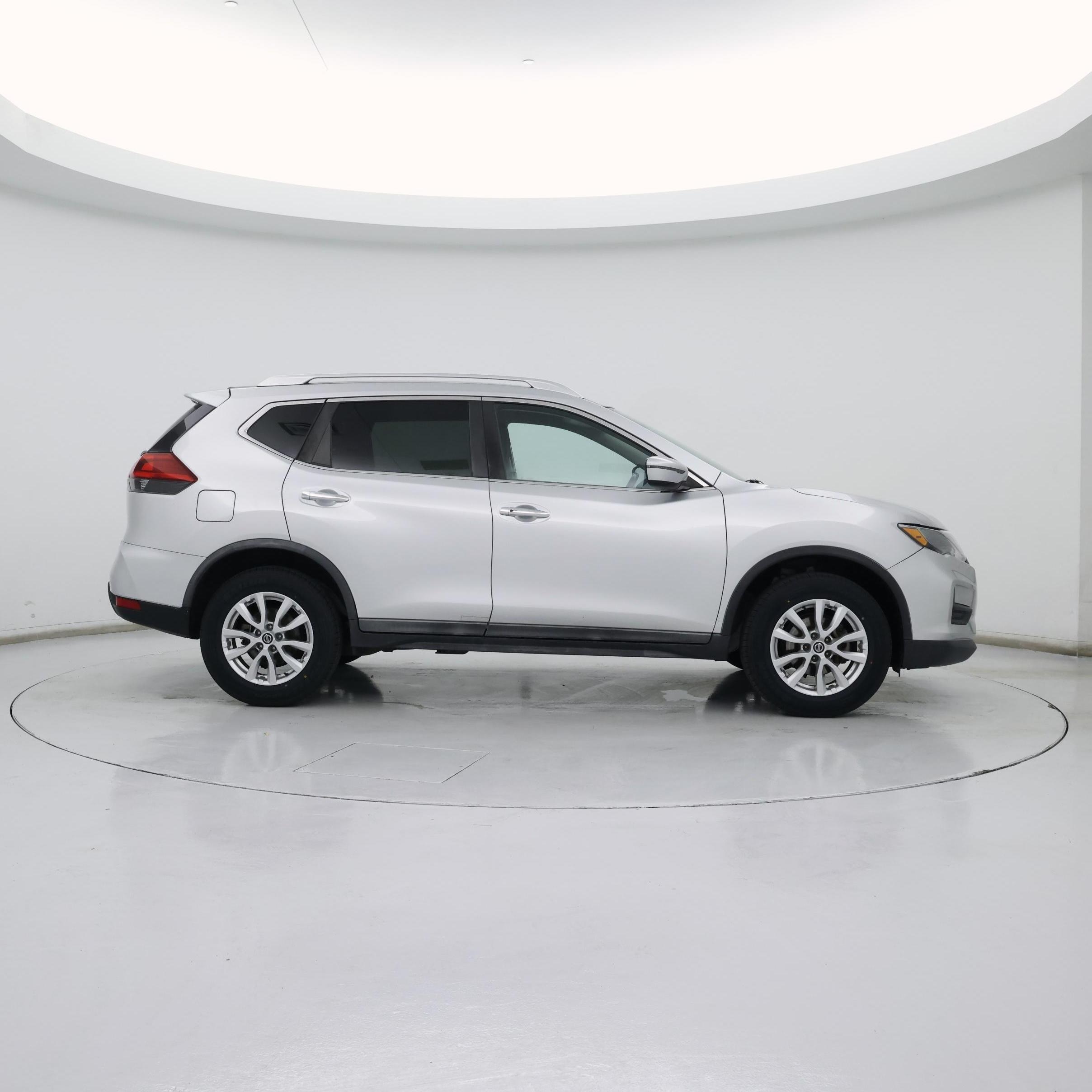 Thumbnail: 2018 Nissan Rogue - 7