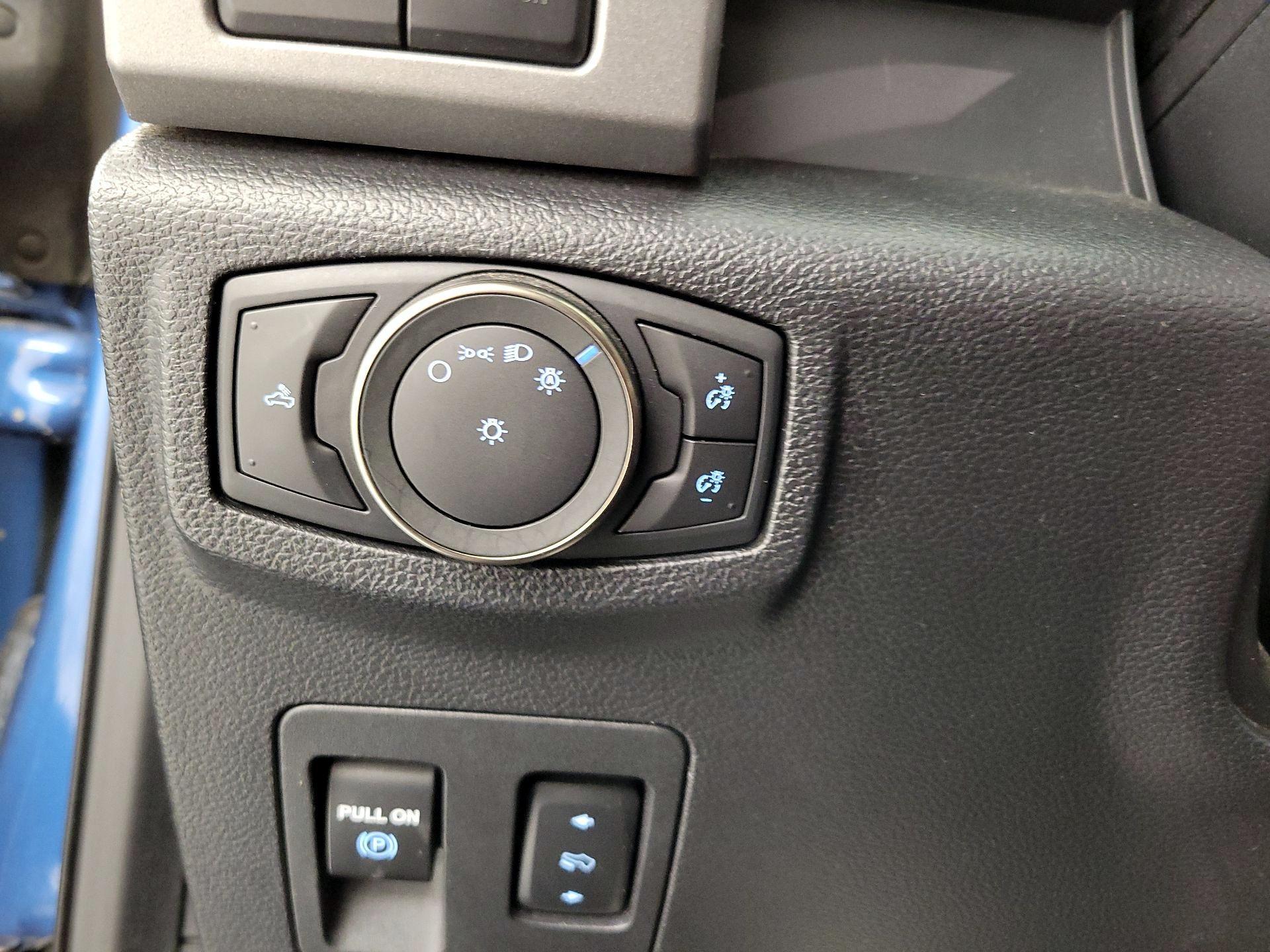 Thumbnail: 2019 Ford F-150 - 13
