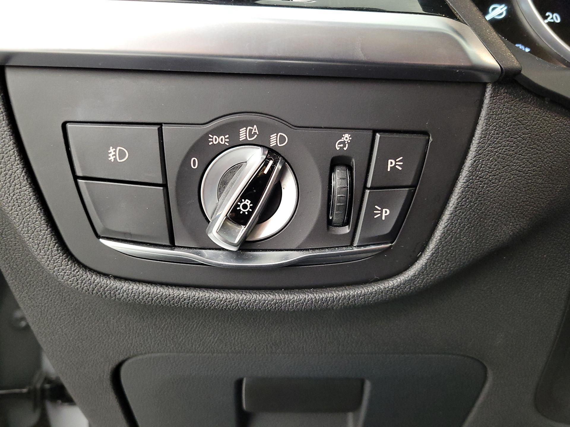 Thumbnail: 2019 BMW X3 - 13