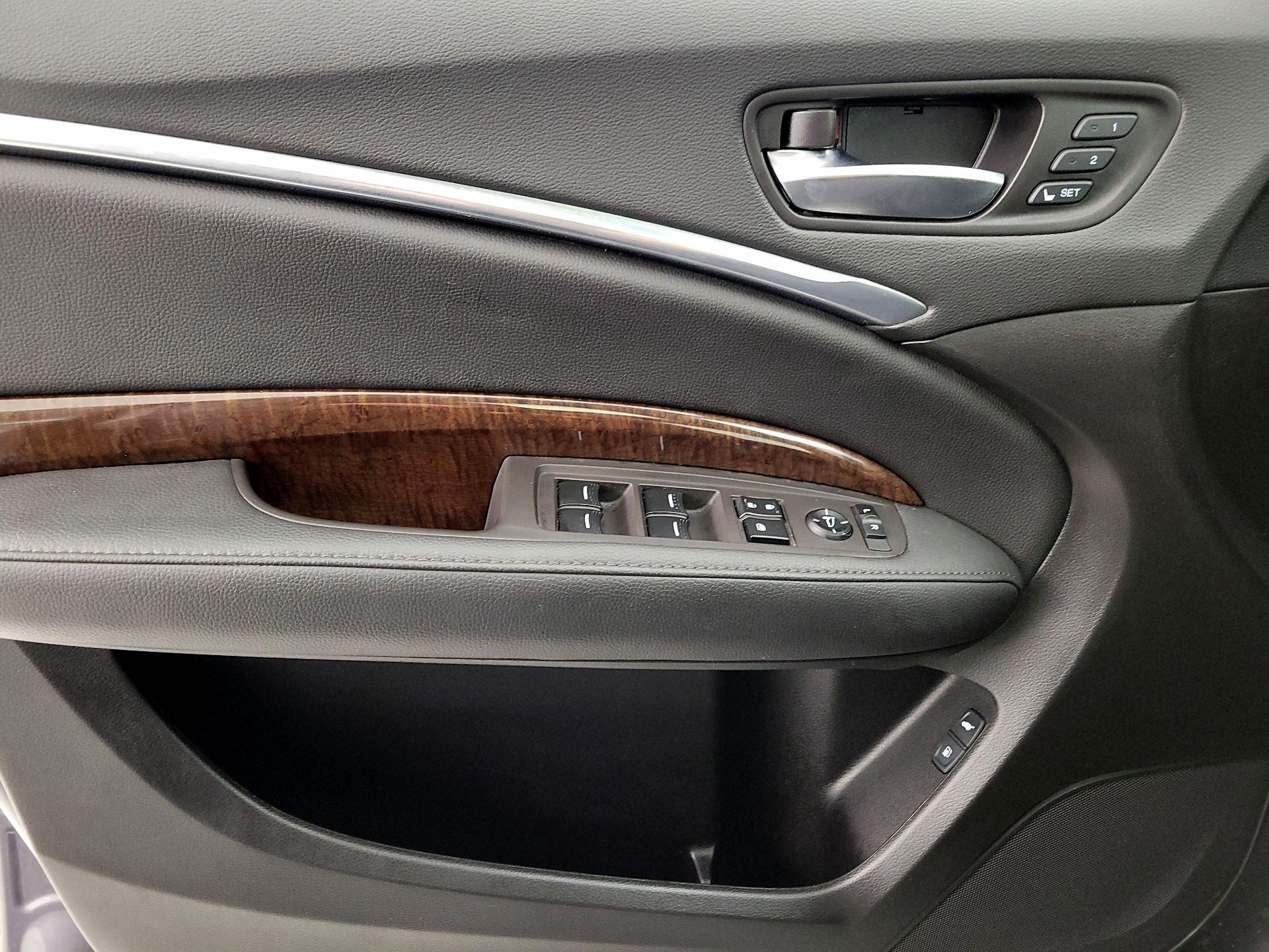 Thumbnail: 2020 Acura MDX - 12