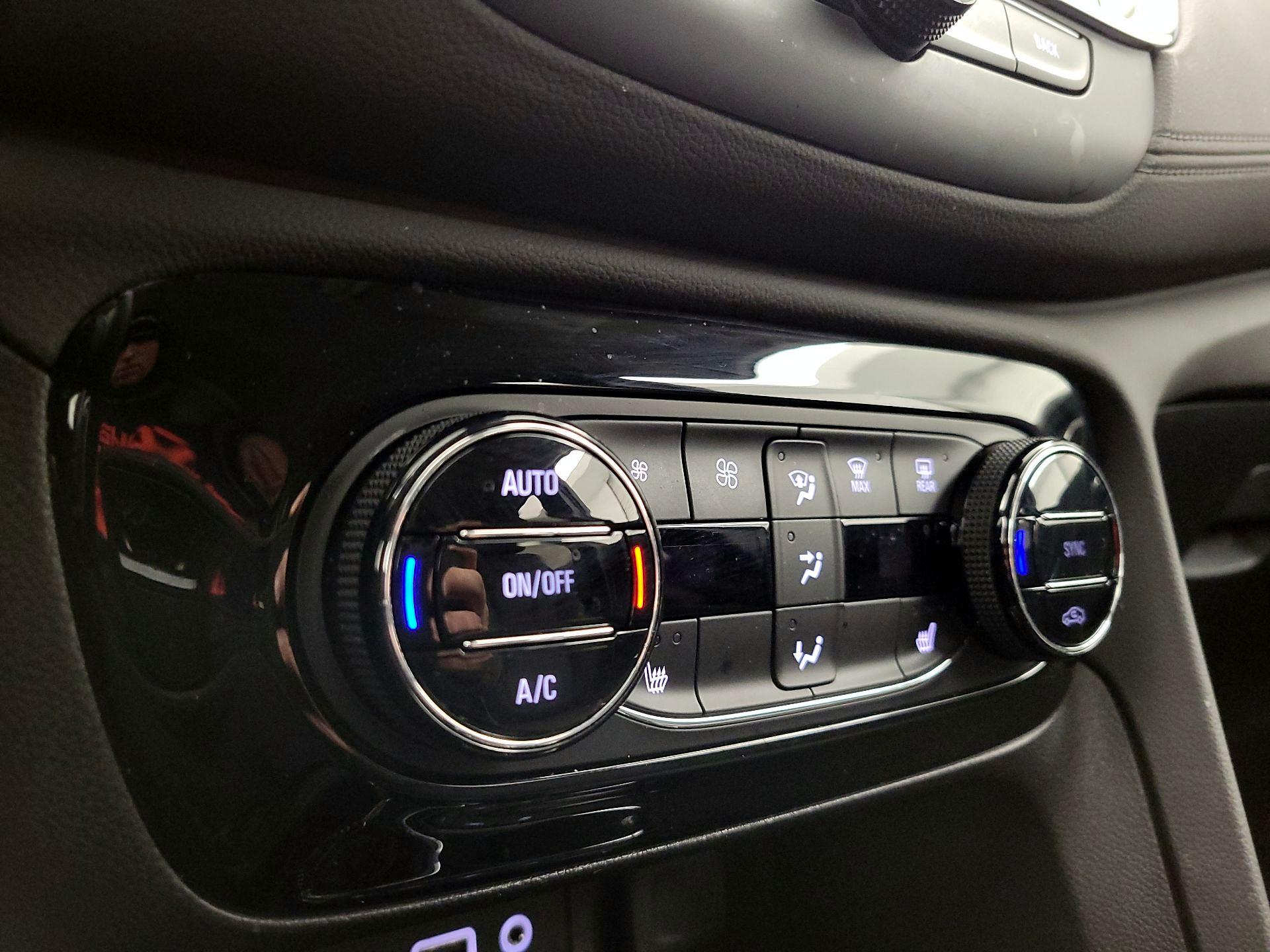 Thumbnail: 2023 Buick Encore GX - 16