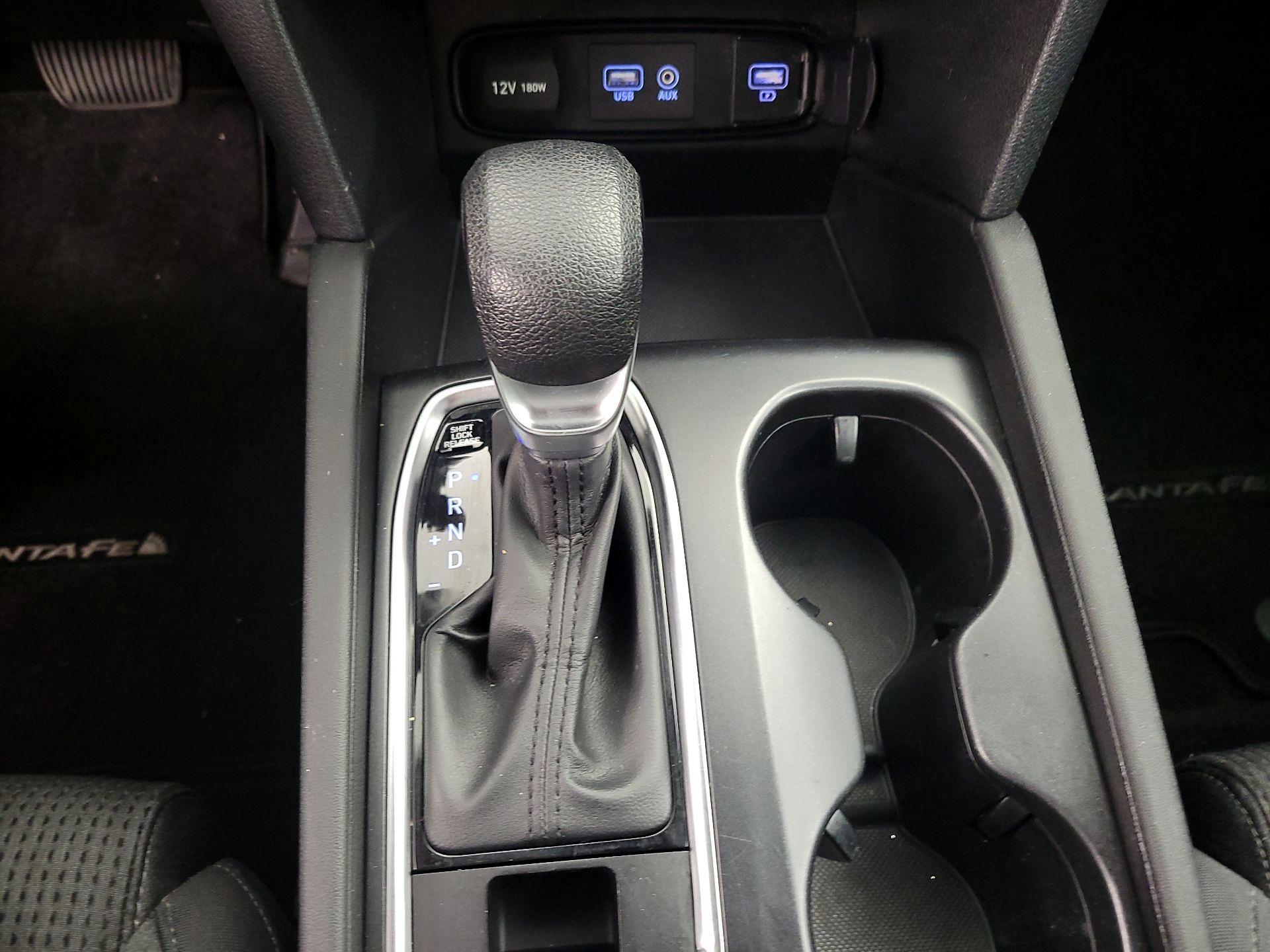 Thumbnail: 2019 Hyundai Santa Fe - 18