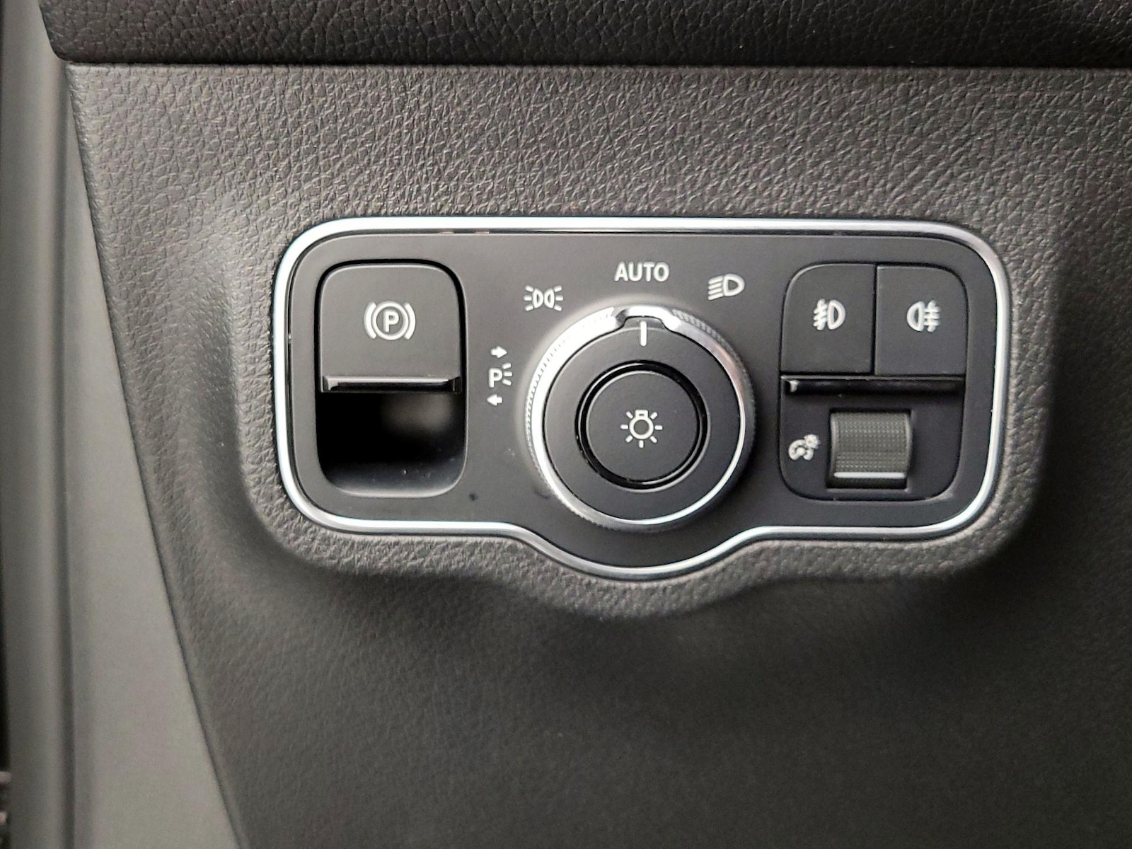 2022 Mercedes-Benz GLB Base - Photo 14