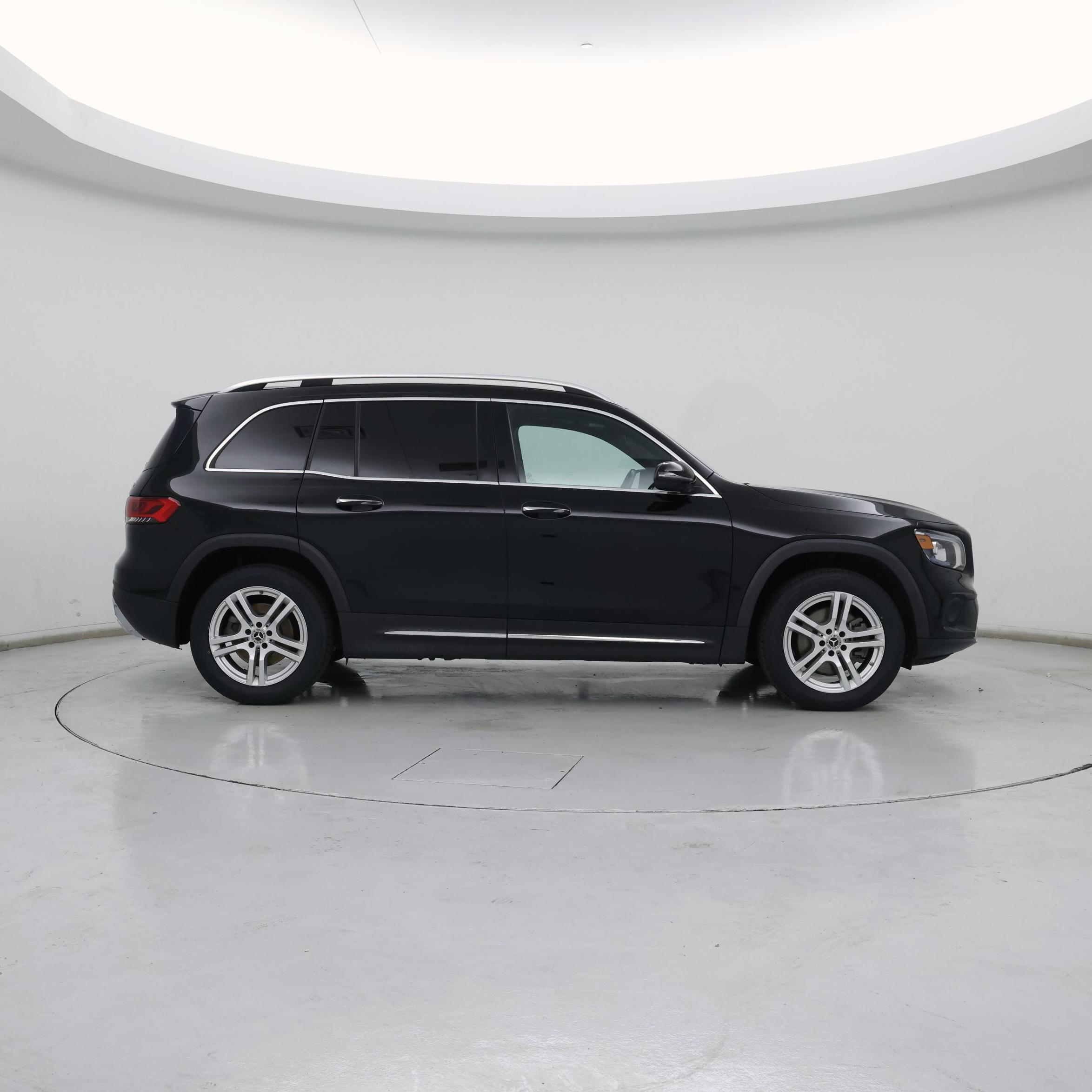 Thumbnail: 2022 Mercedes-Benz GLB - 7