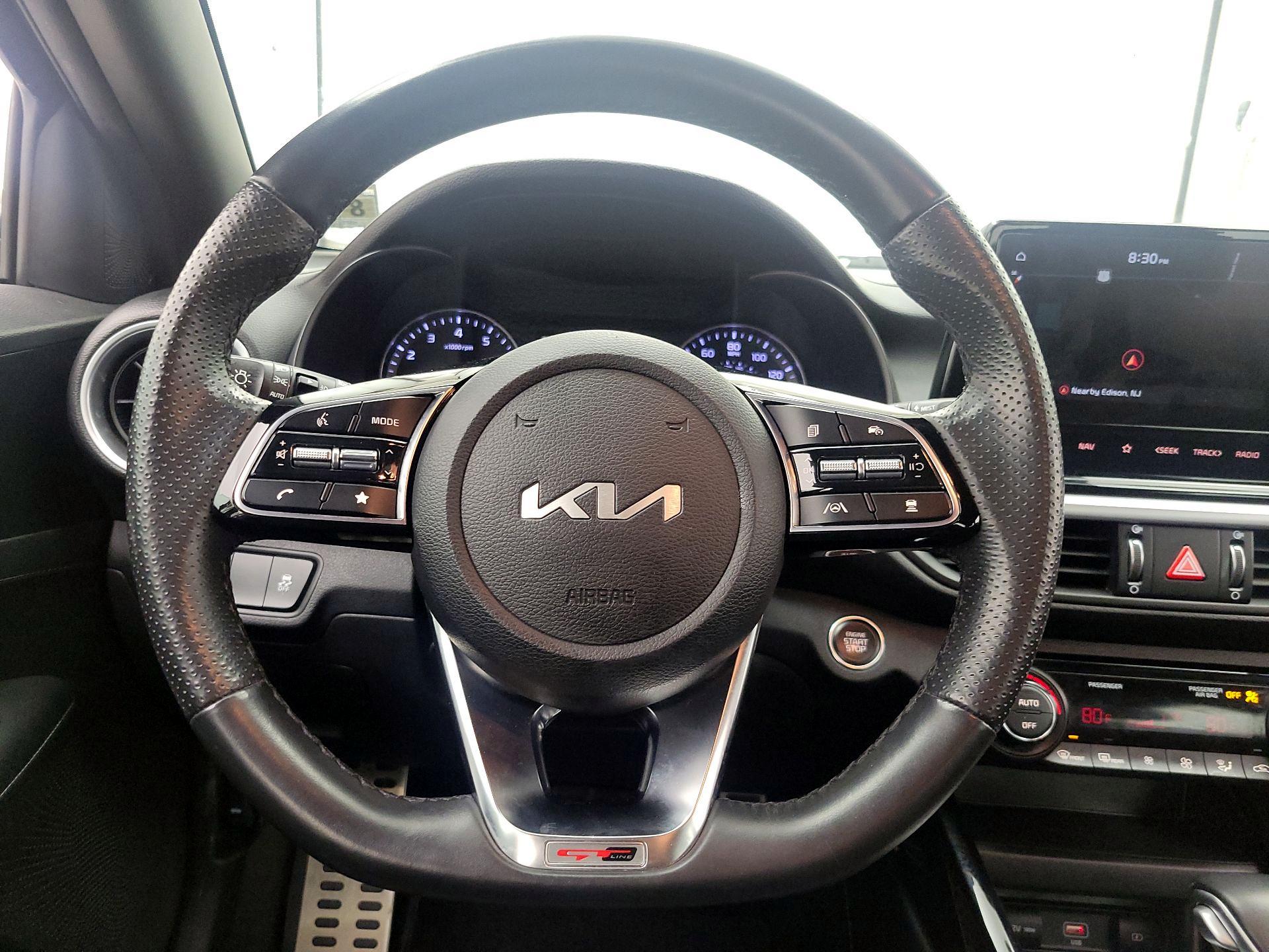 Thumbnail: 2023 Kia Forte - 10