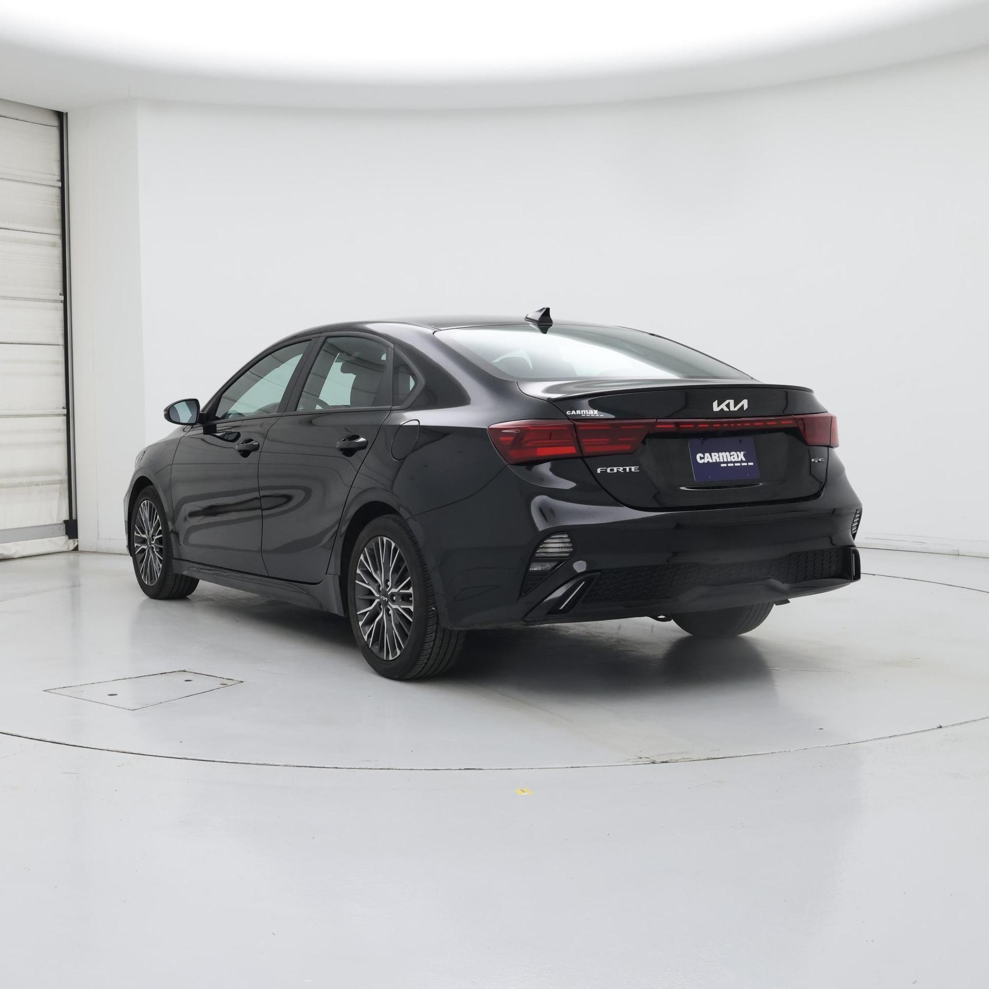 Thumbnail: 2023 Kia Forte - 2