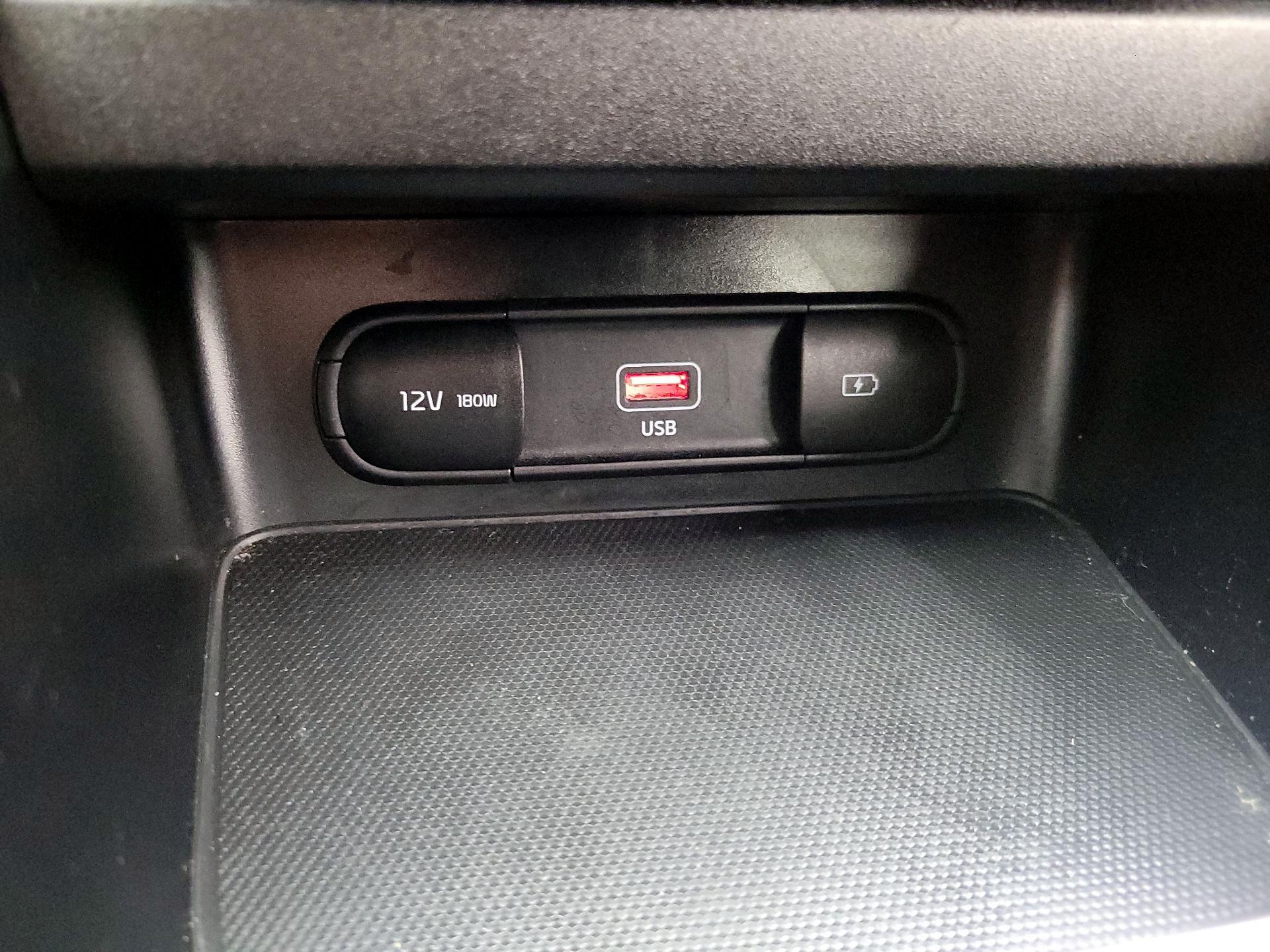 Thumbnail: 2023 Kia Forte - 19