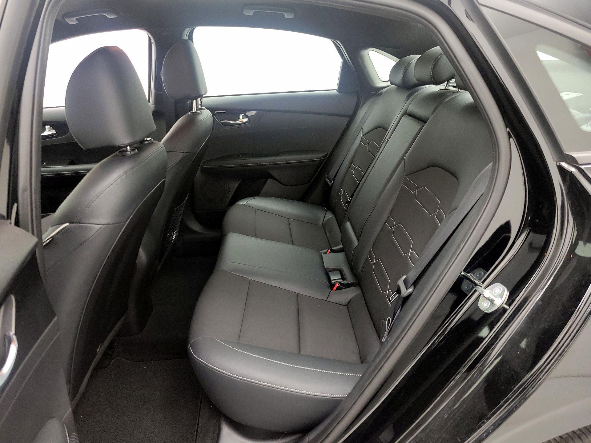 Thumbnail: 2023 Kia Forte - 20