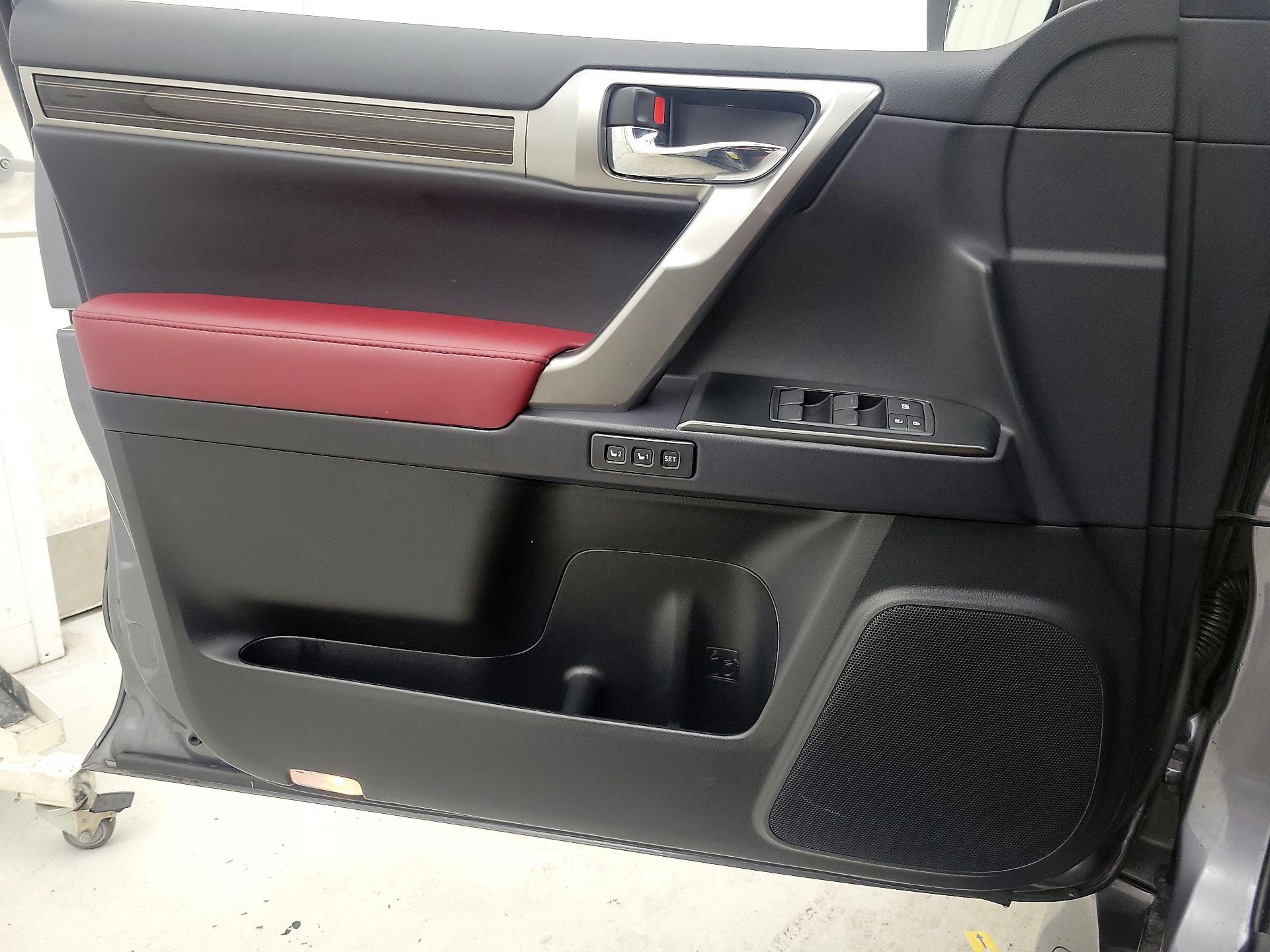 Thumbnail: 2023 Lexus GX - 12