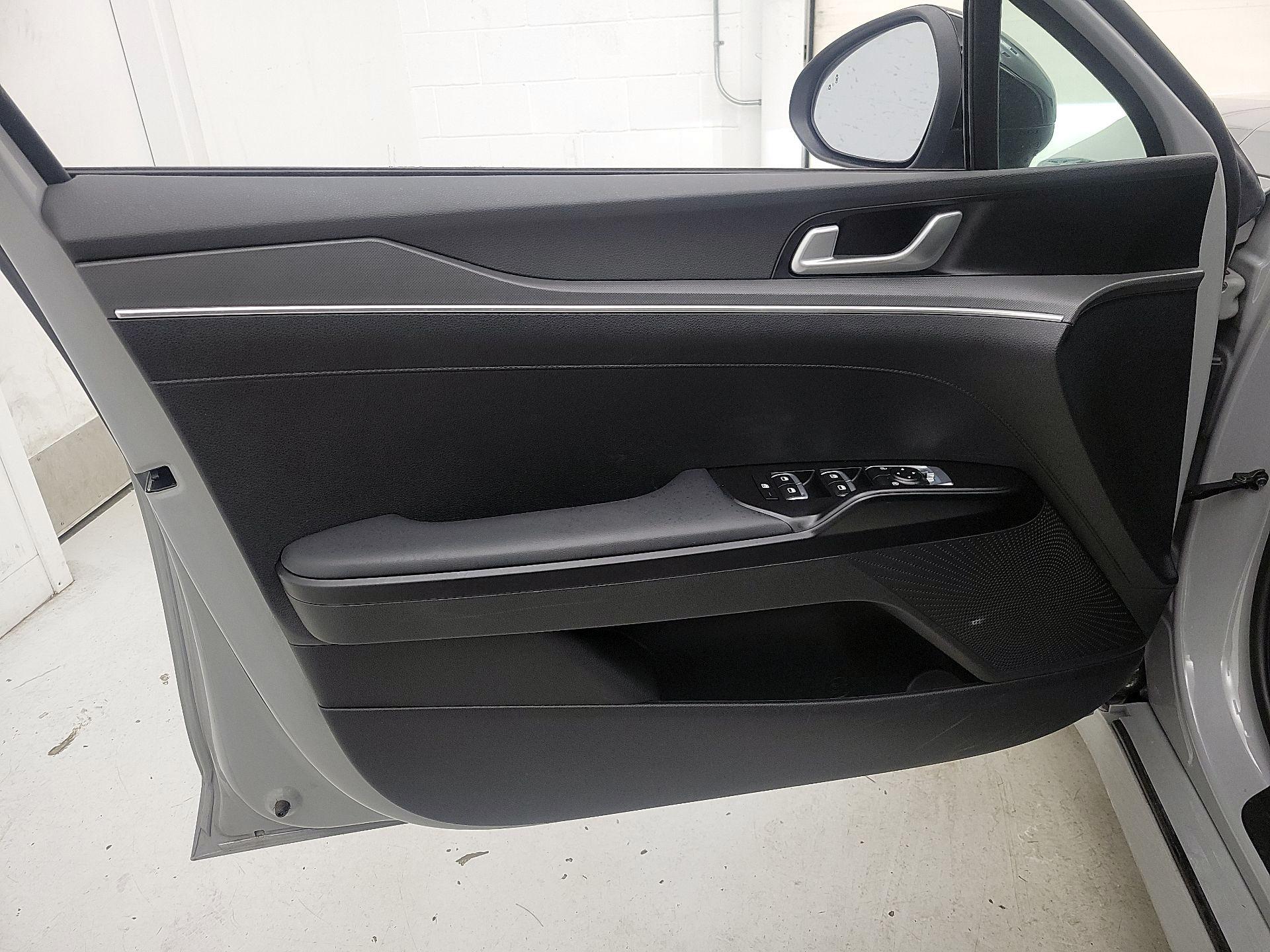 Thumbnail: 2024 Kia K5 - 12