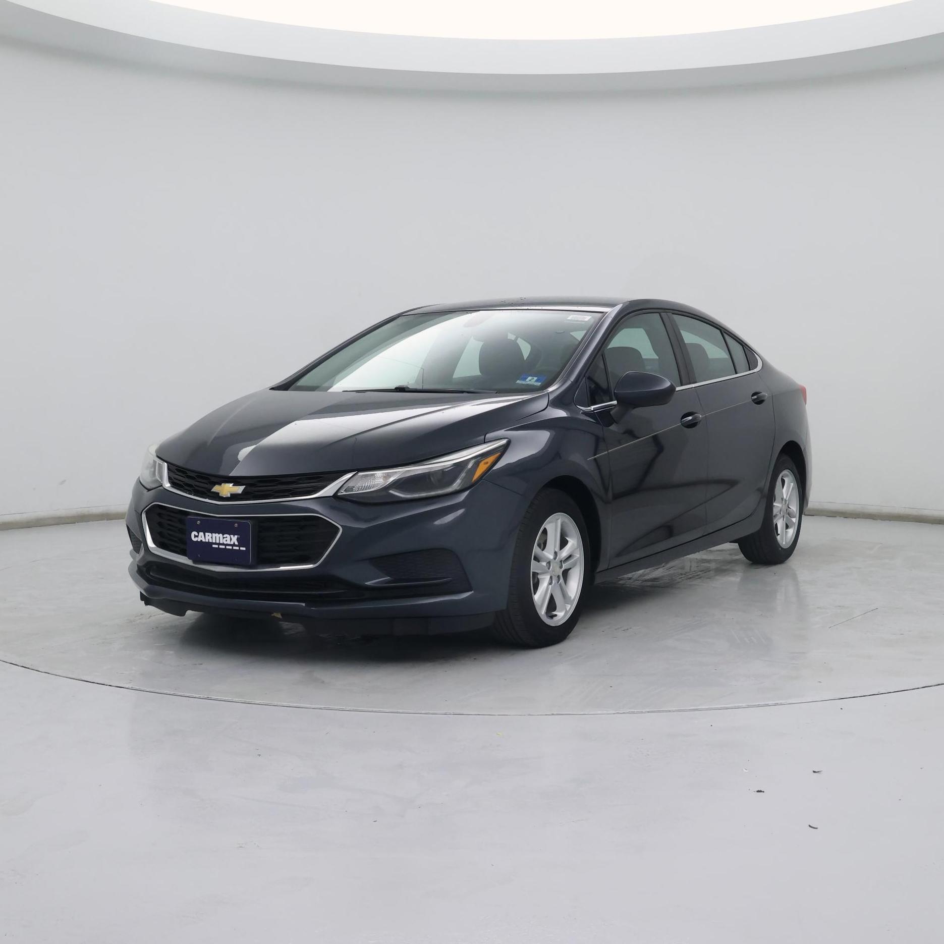 Thumbnail: 2018 Chevrolet Cruze - 4