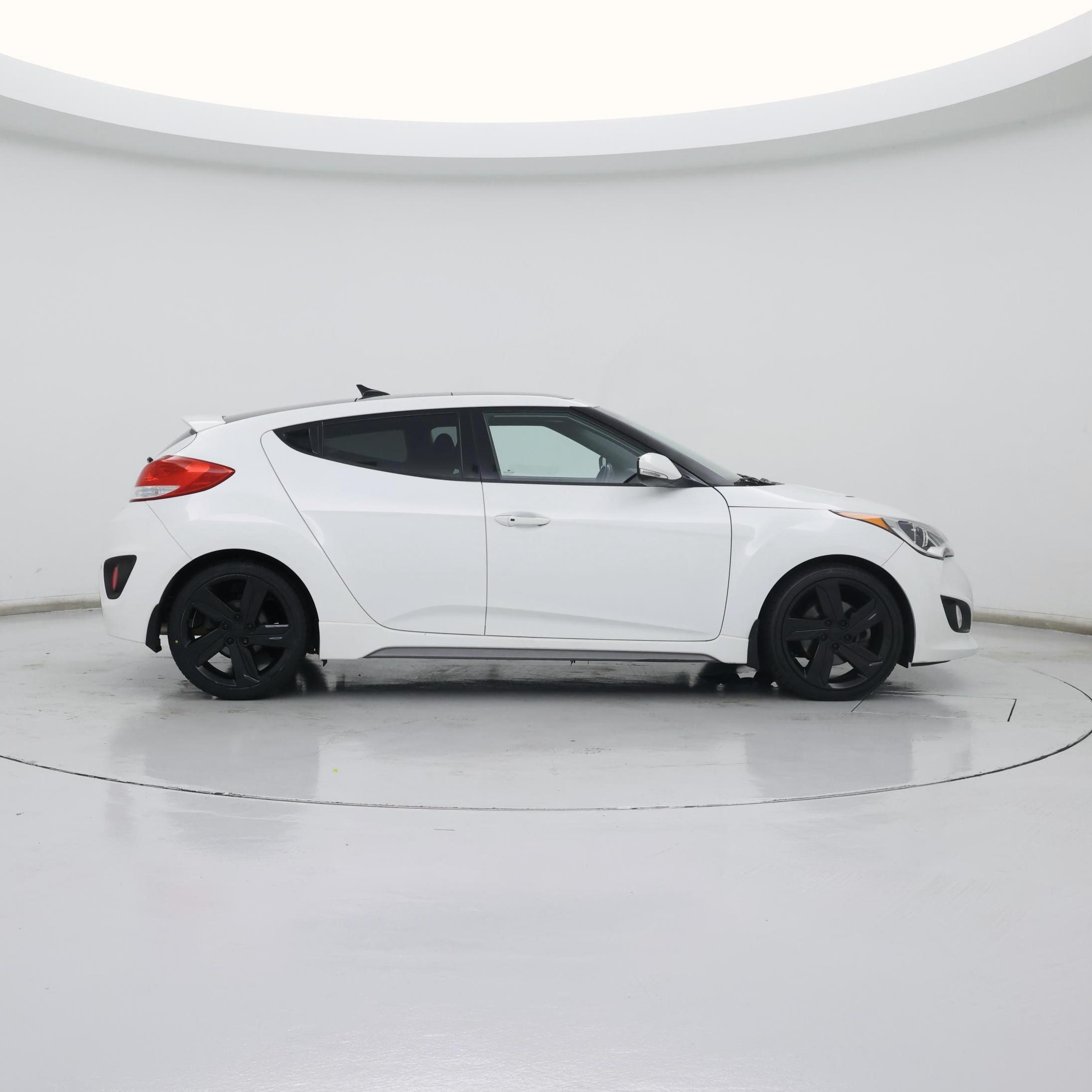 Thumbnail: 2015 Hyundai Veloster - 7
