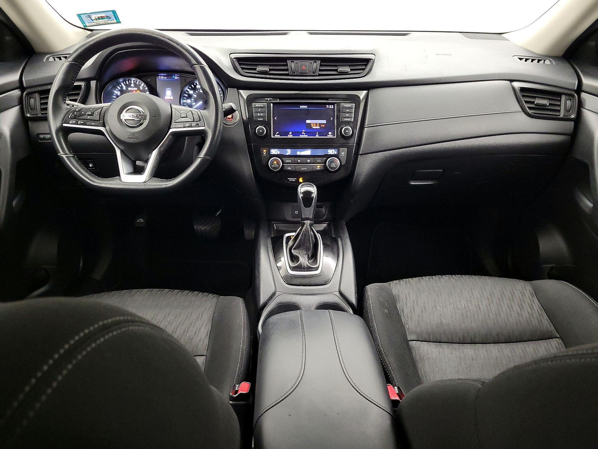 Thumbnail: 2018 Nissan Rogue - 9