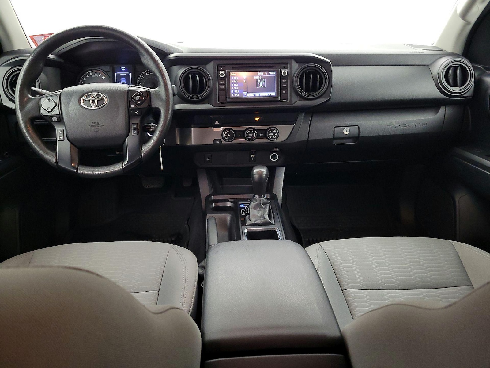 2019 Toyota Tacoma SR - Photo 10