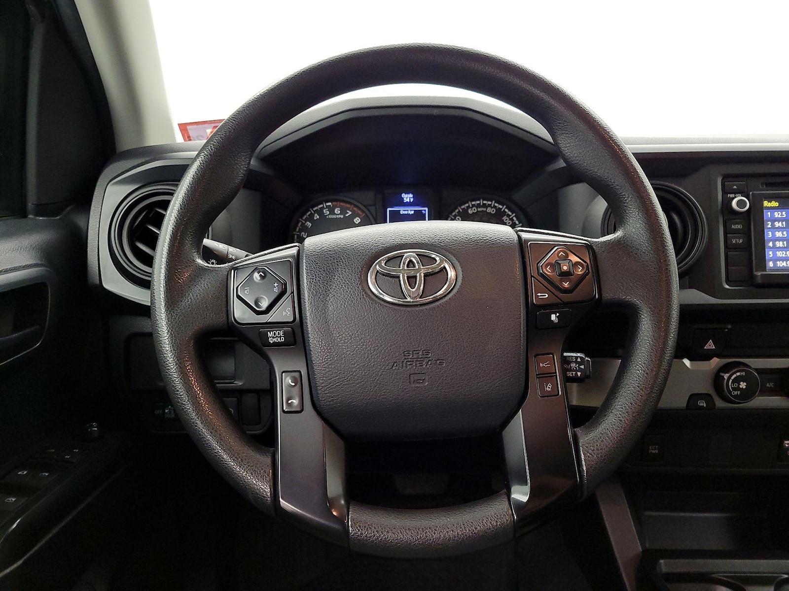 2019 Toyota Tacoma SR - Photo 11
