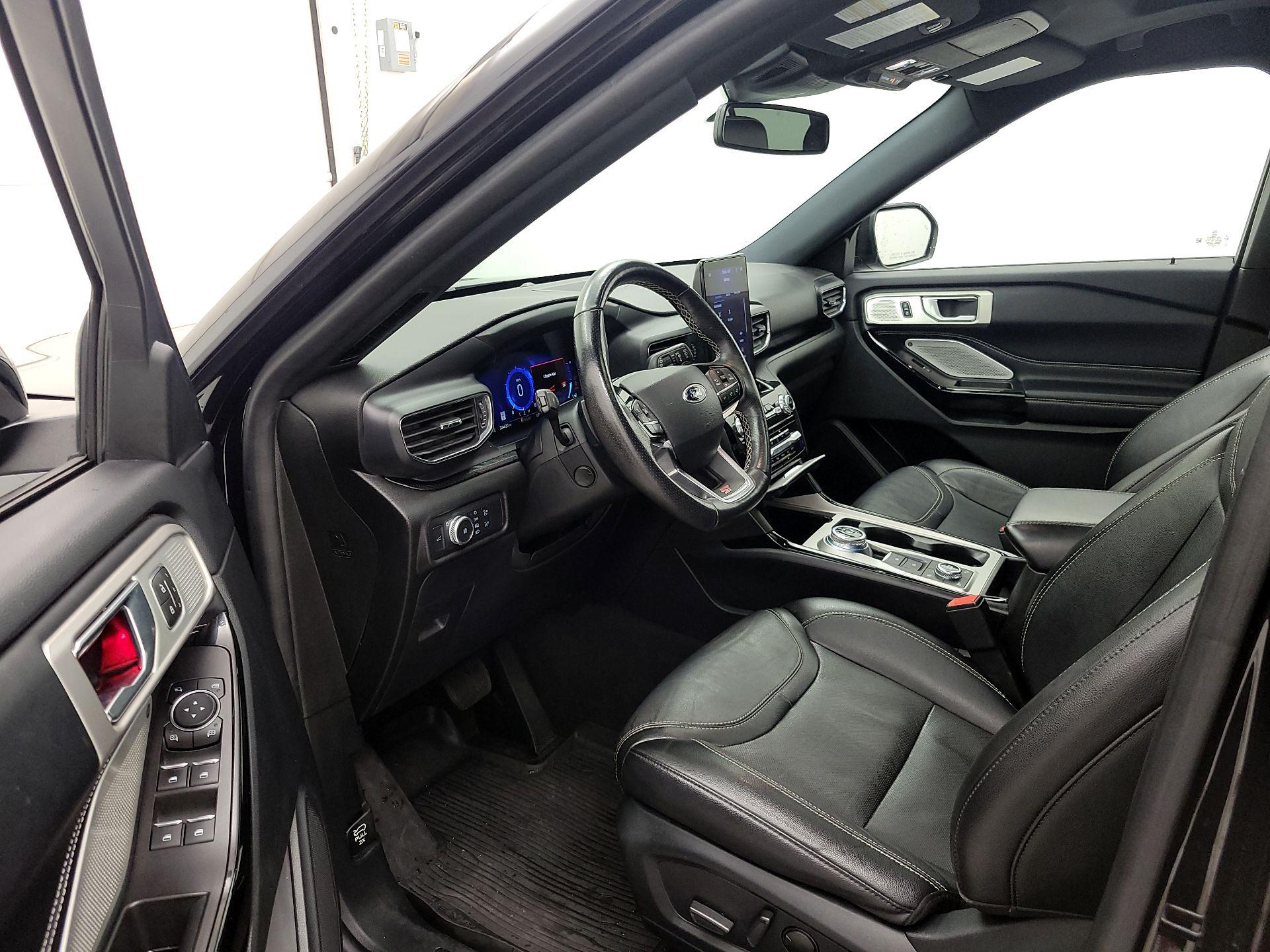 Thumbnail: 2022 Ford Explorer - 11