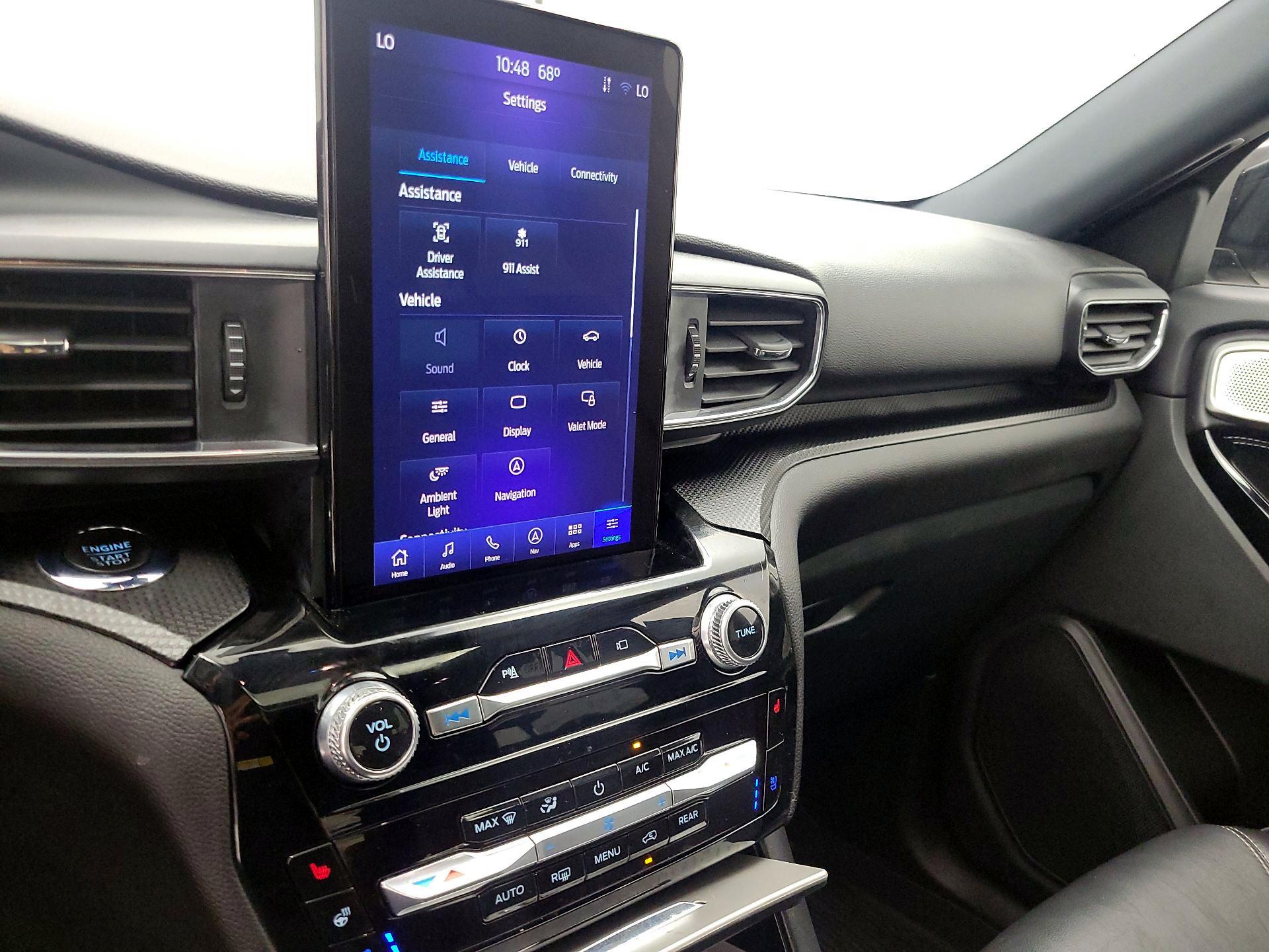 Thumbnail: 2022 Ford Explorer - 16