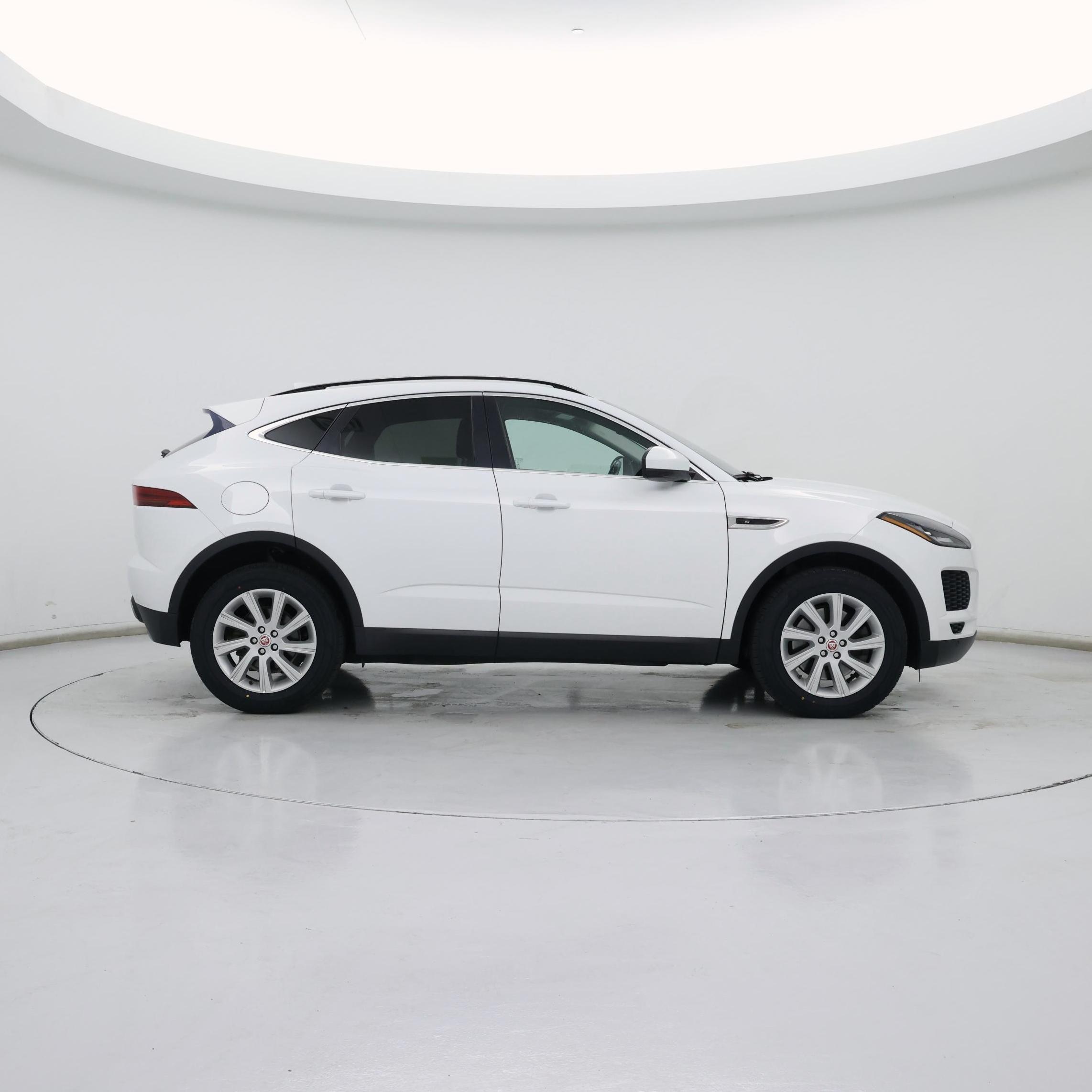 Thumbnail: 2019 Jaguar E-Pace - 7