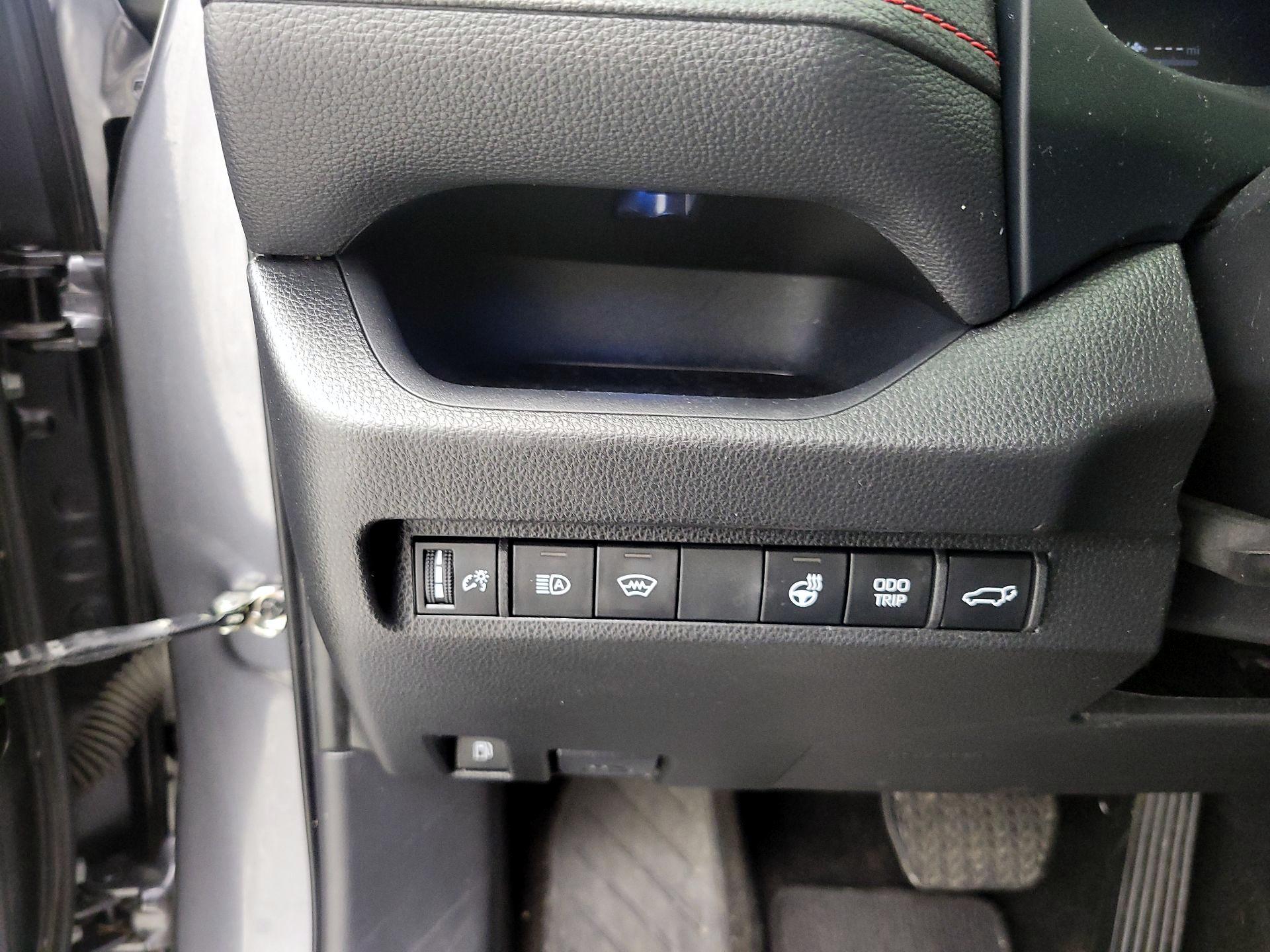 Thumbnail: 2023 Toyota RAV4 - 13