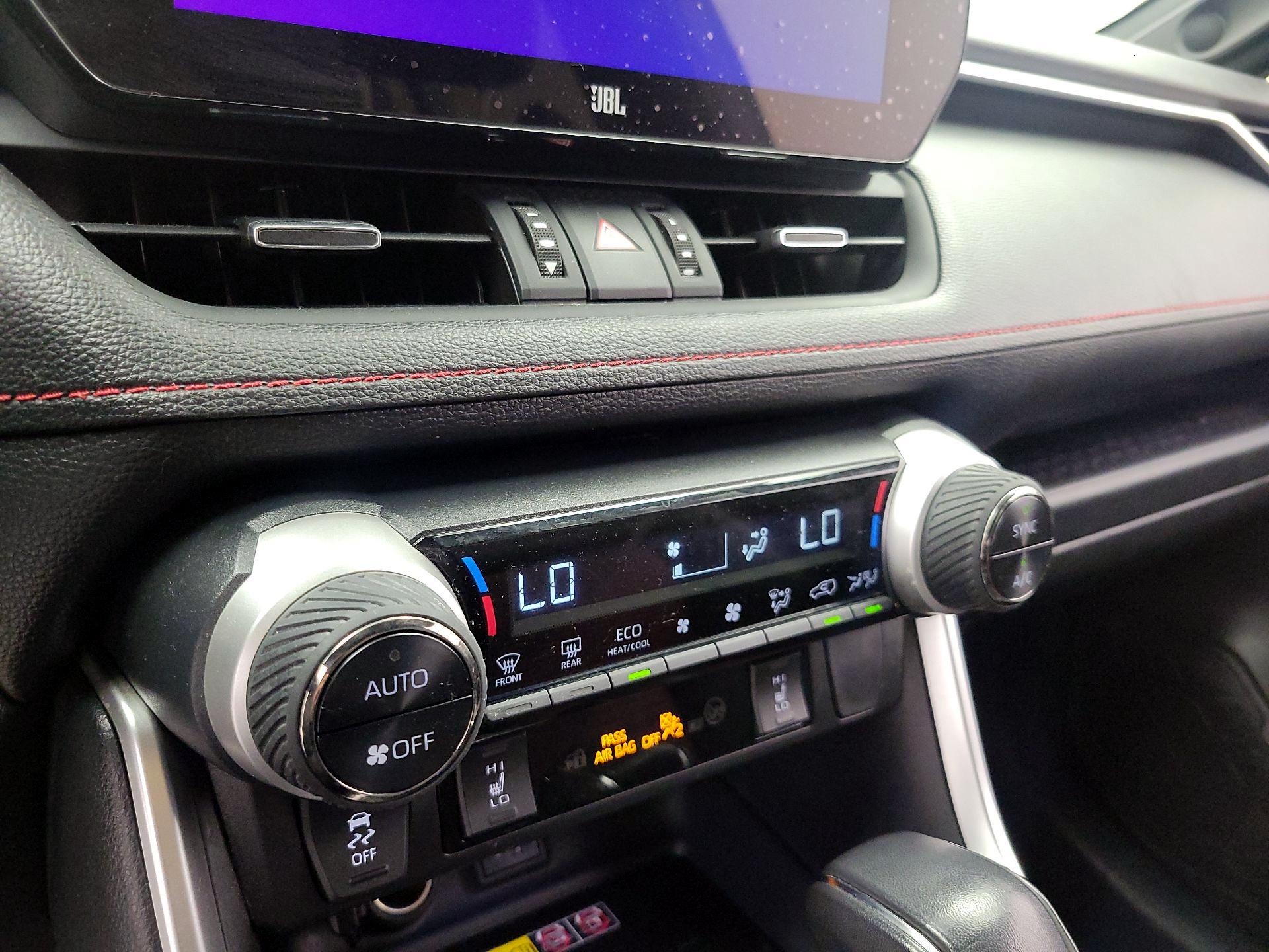 Thumbnail: 2023 Toyota RAV4 - 17