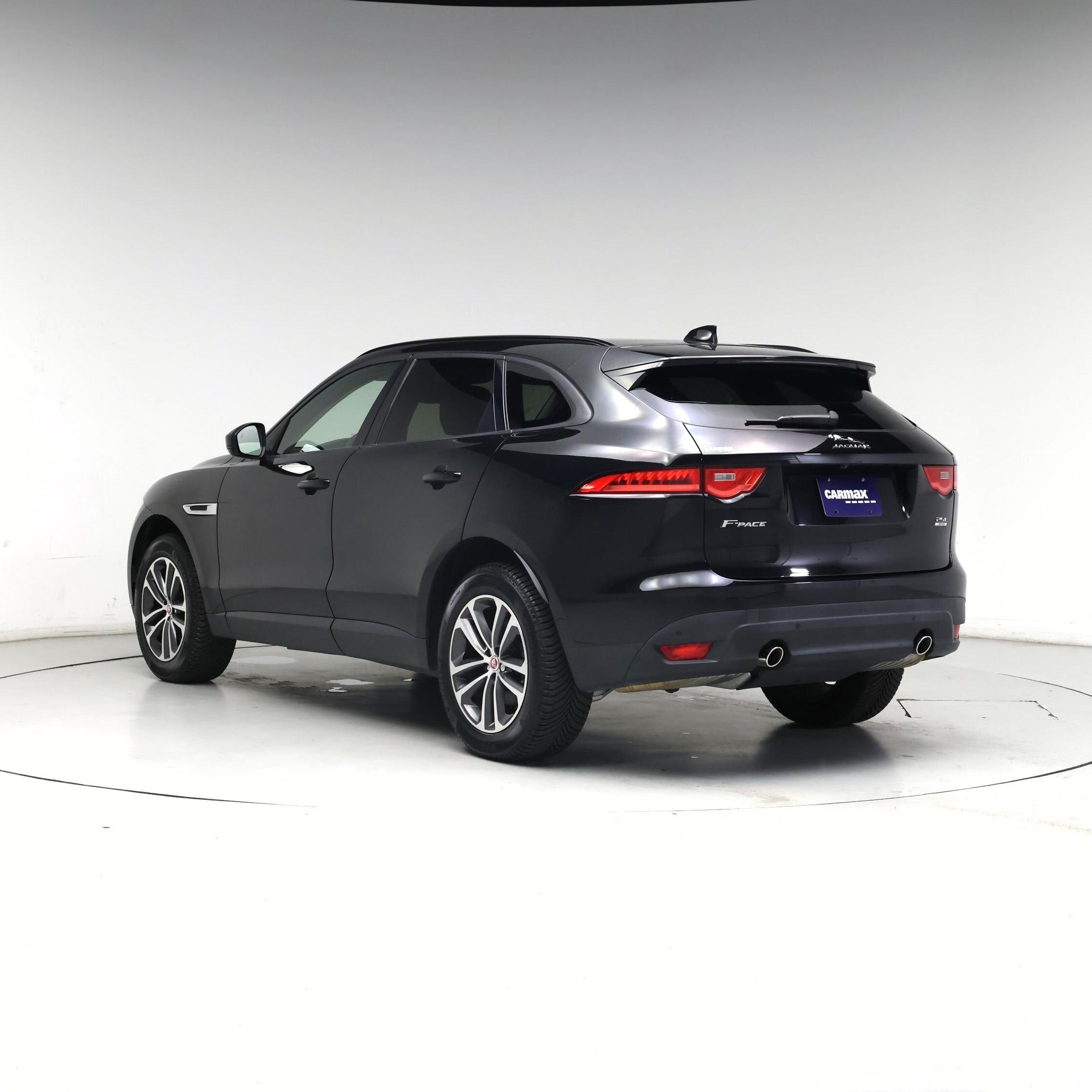 Thumbnail: 2018 Jaguar F-Pace - 2