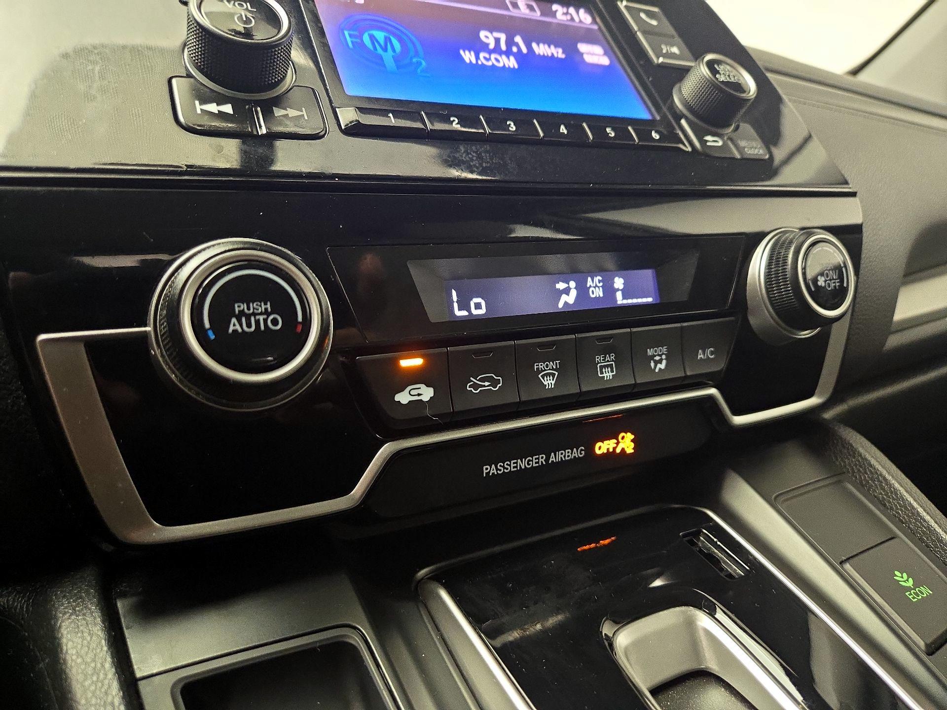 Thumbnail: 2019 Honda CR-V - 16