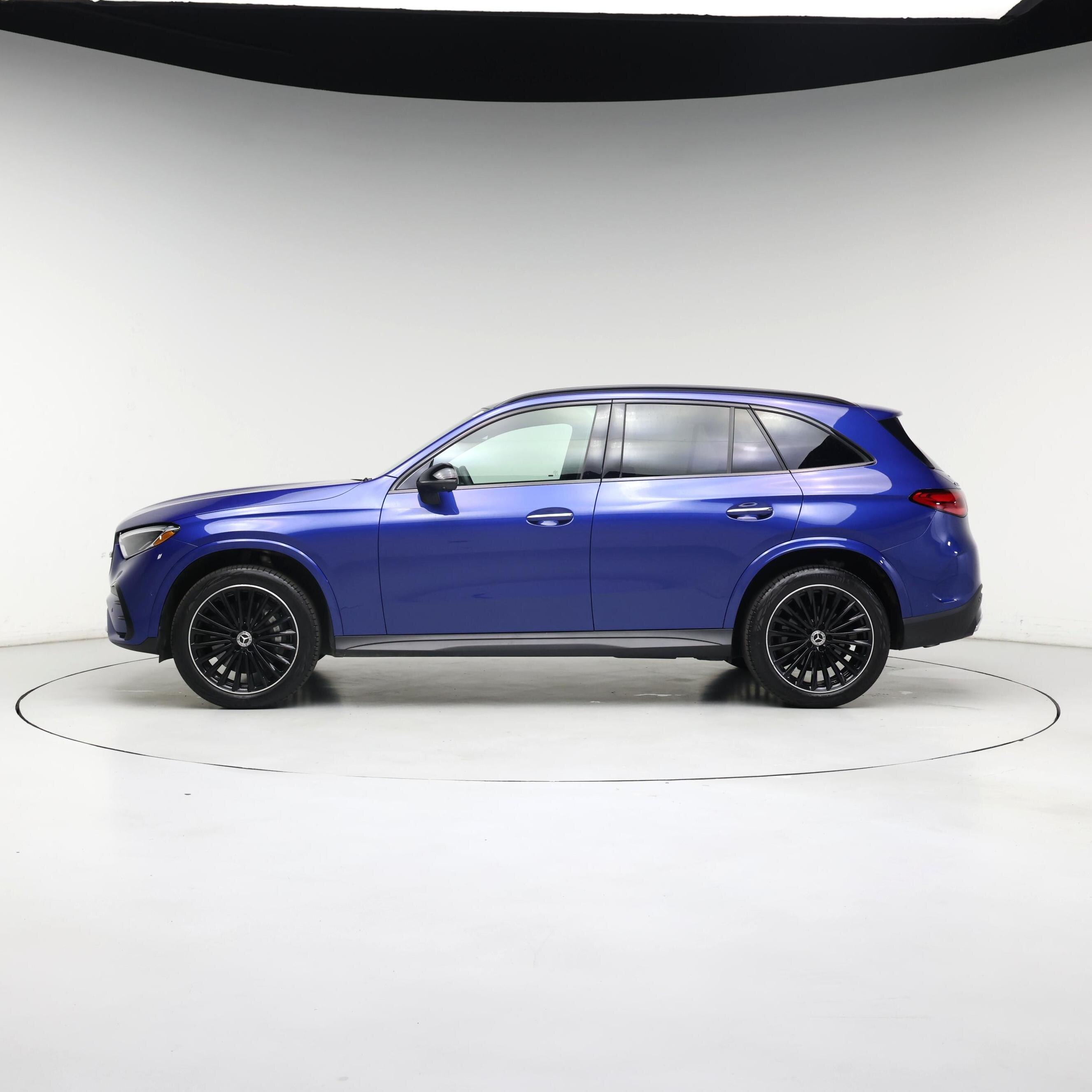 Thumbnail: 2023 Mercedes-Benz GLC - 3