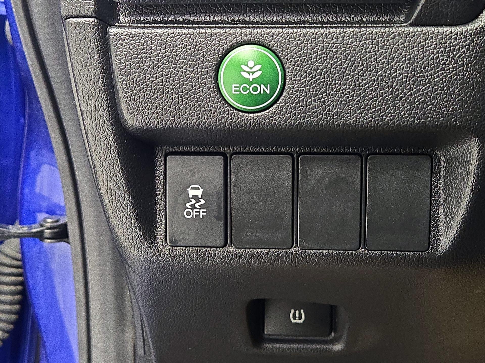 Thumbnail: 2016 Honda Fit - 13