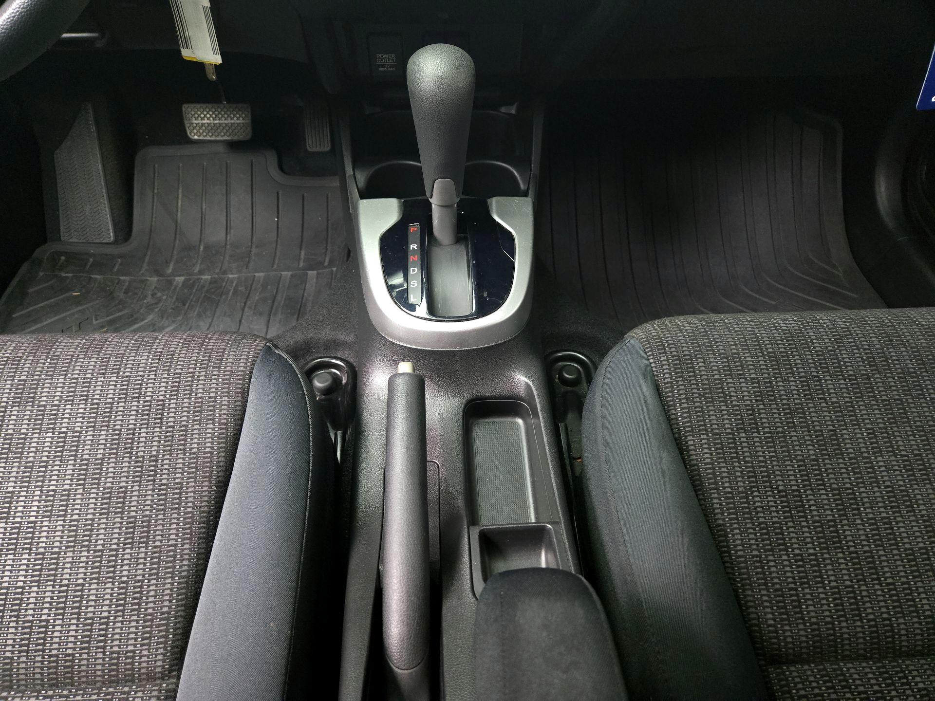 Thumbnail: 2016 Honda Fit - 17