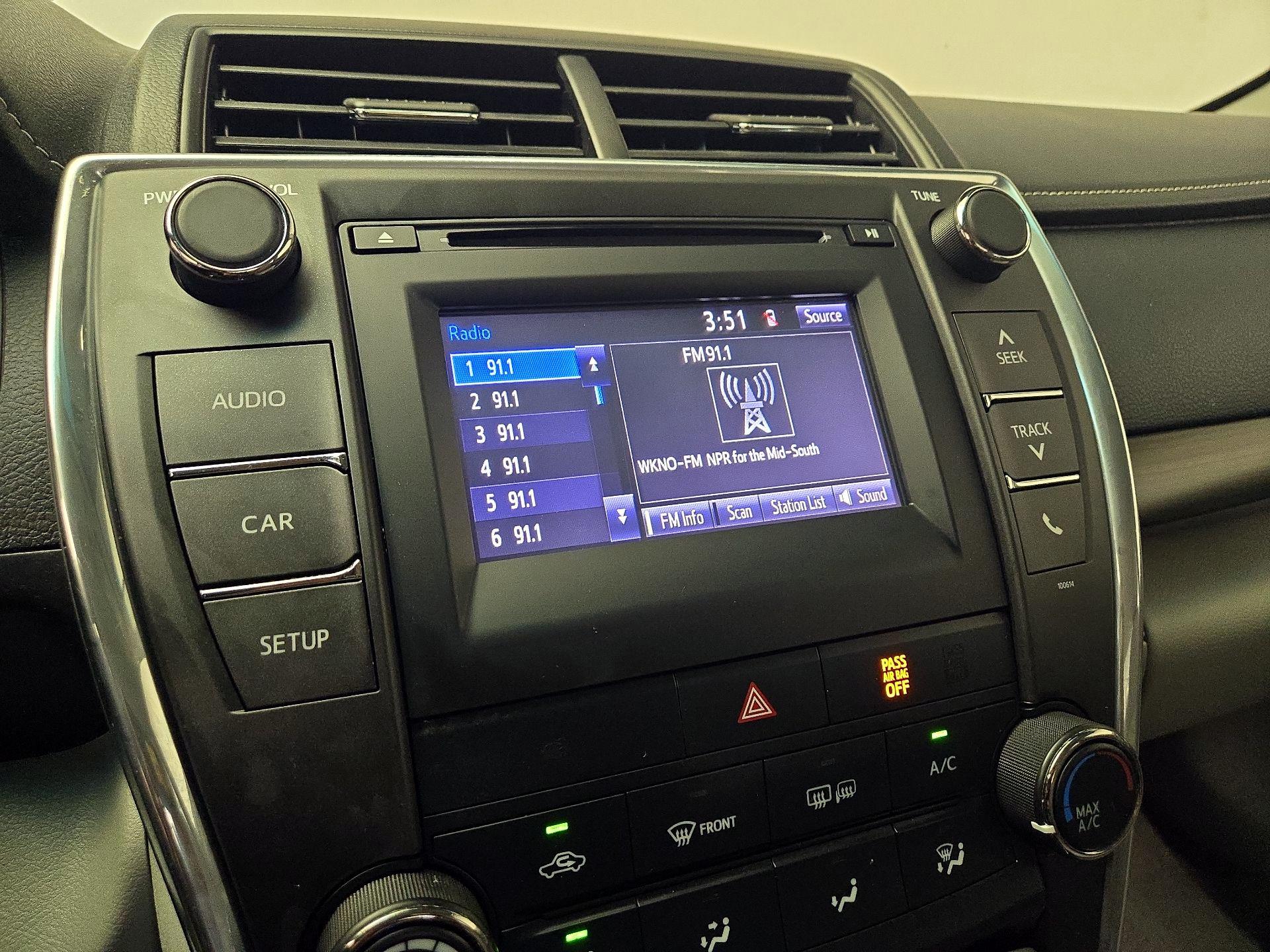 Thumbnail: 2016 Toyota Camry - 15